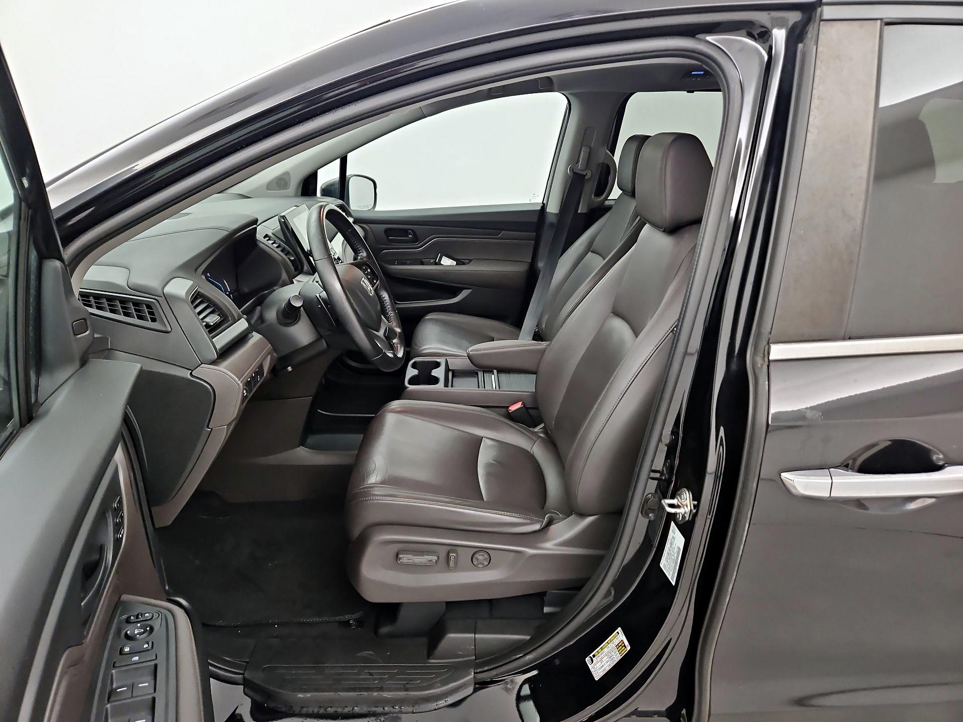 Thumbnail: 2019 Honda Odyssey - 11