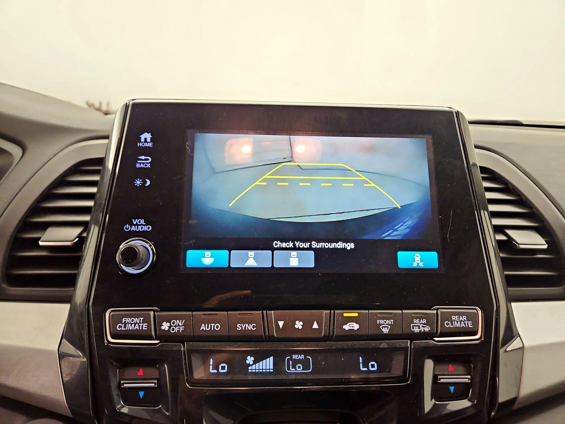 Thumbnail: 2019 Honda Odyssey - 14