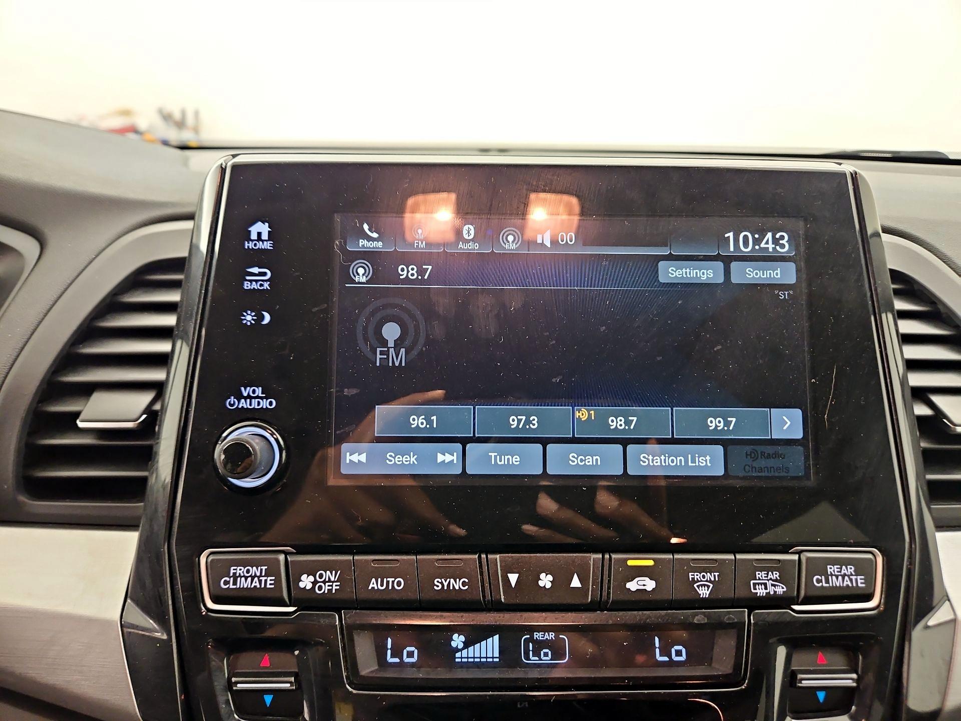 Thumbnail: 2019 Honda Odyssey - 15