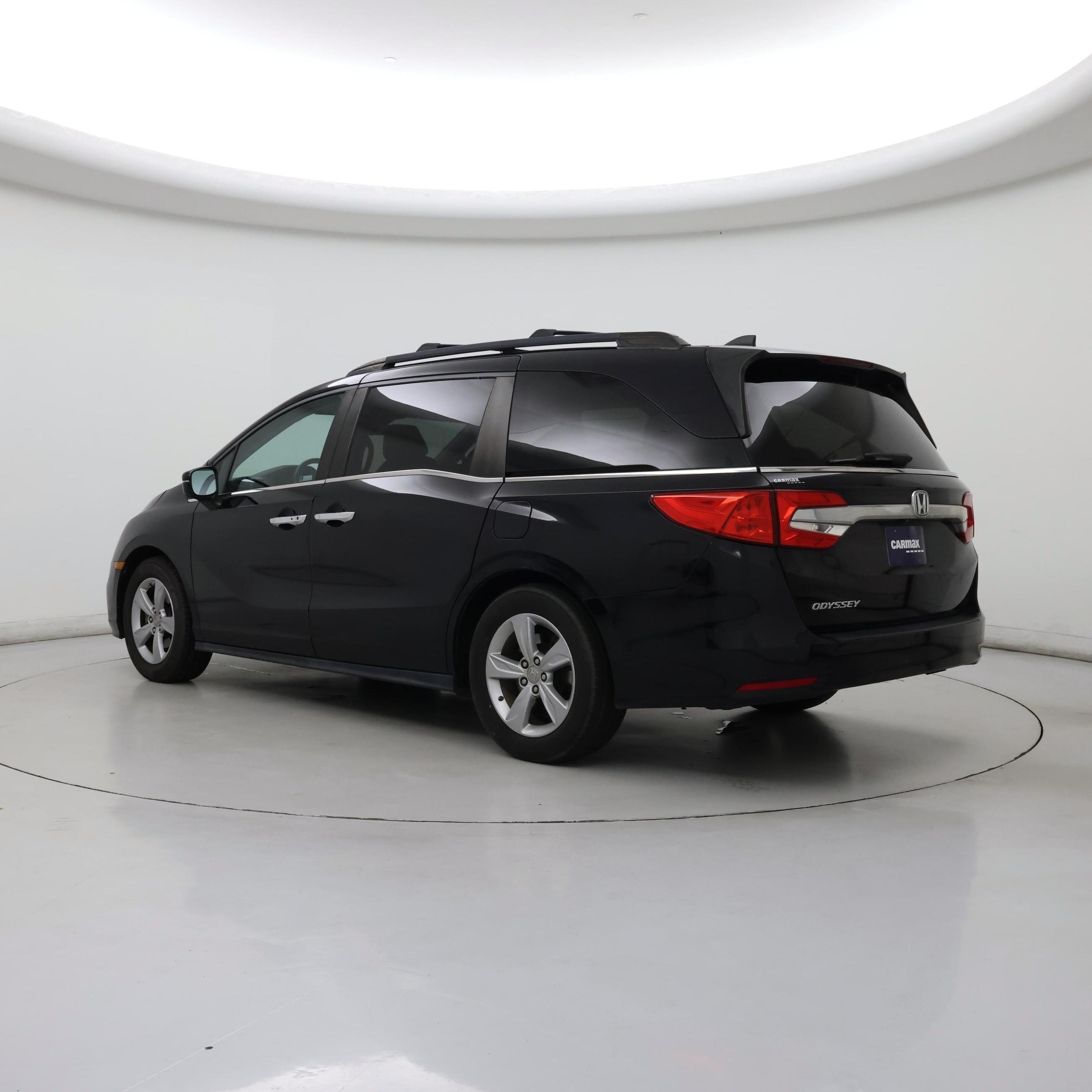 Thumbnail: 2019 Honda Odyssey - 2