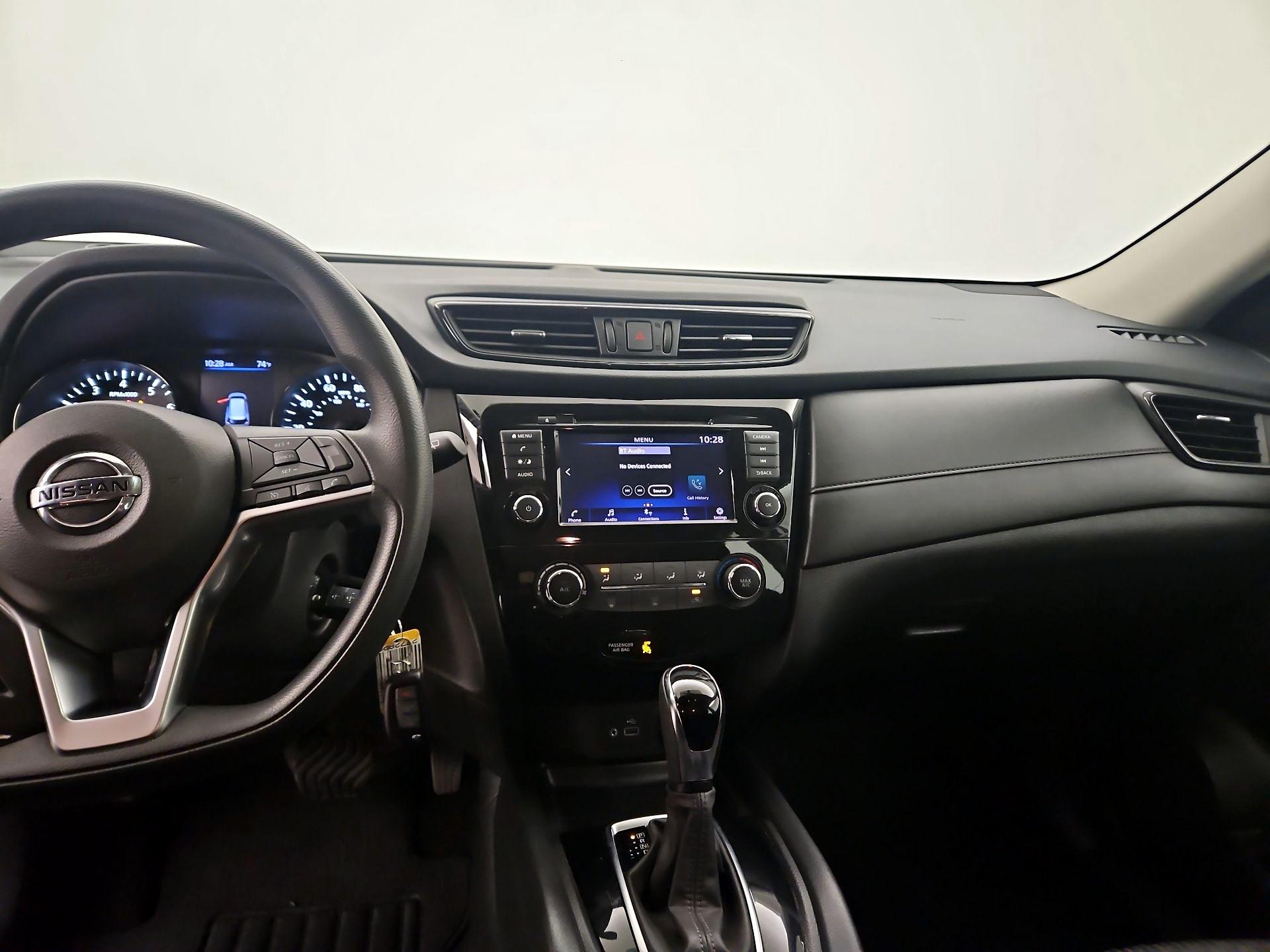 Thumbnail: 2018 Nissan Rogue - 9