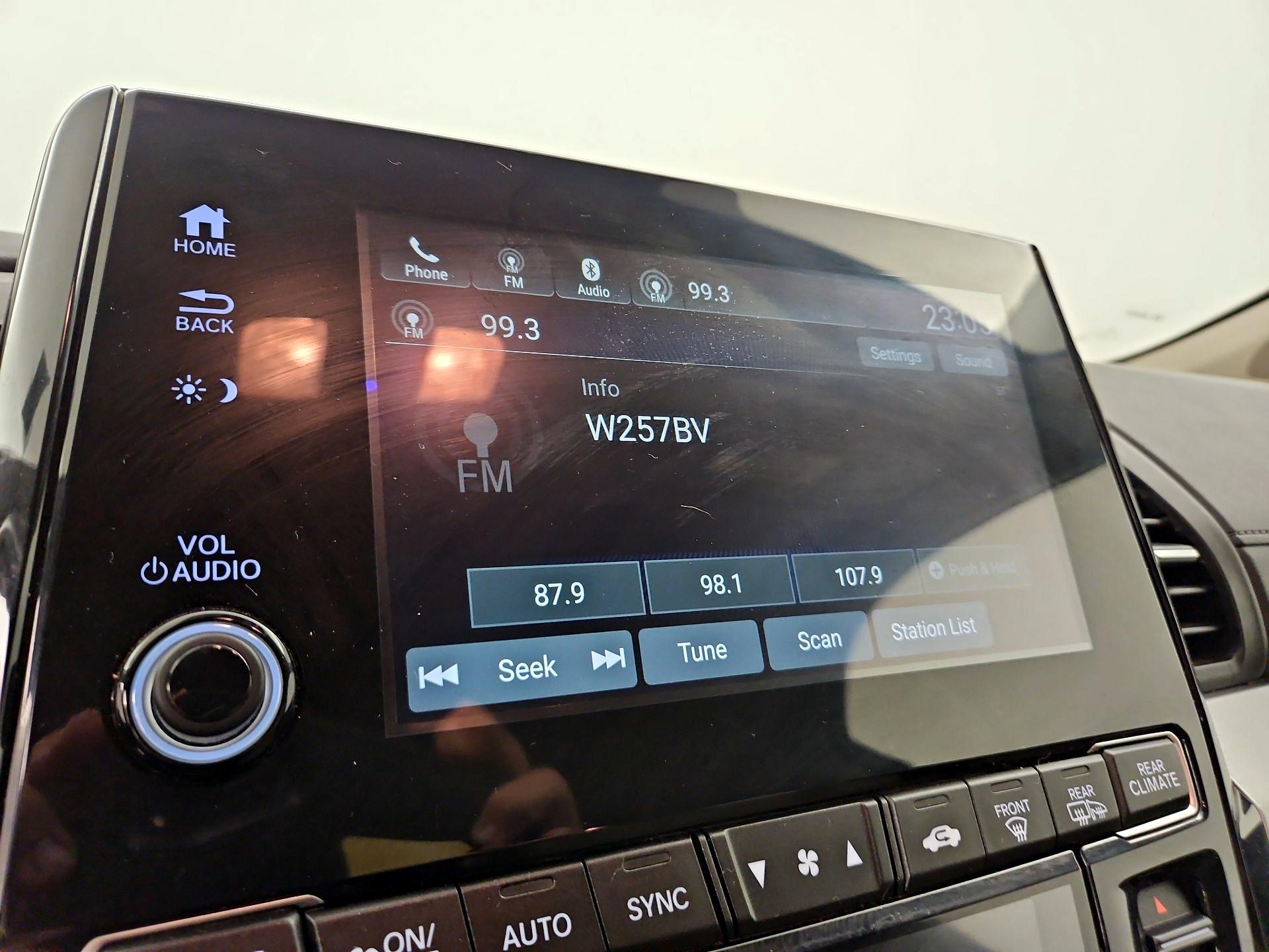 Thumbnail: 2019 Honda Odyssey - 15