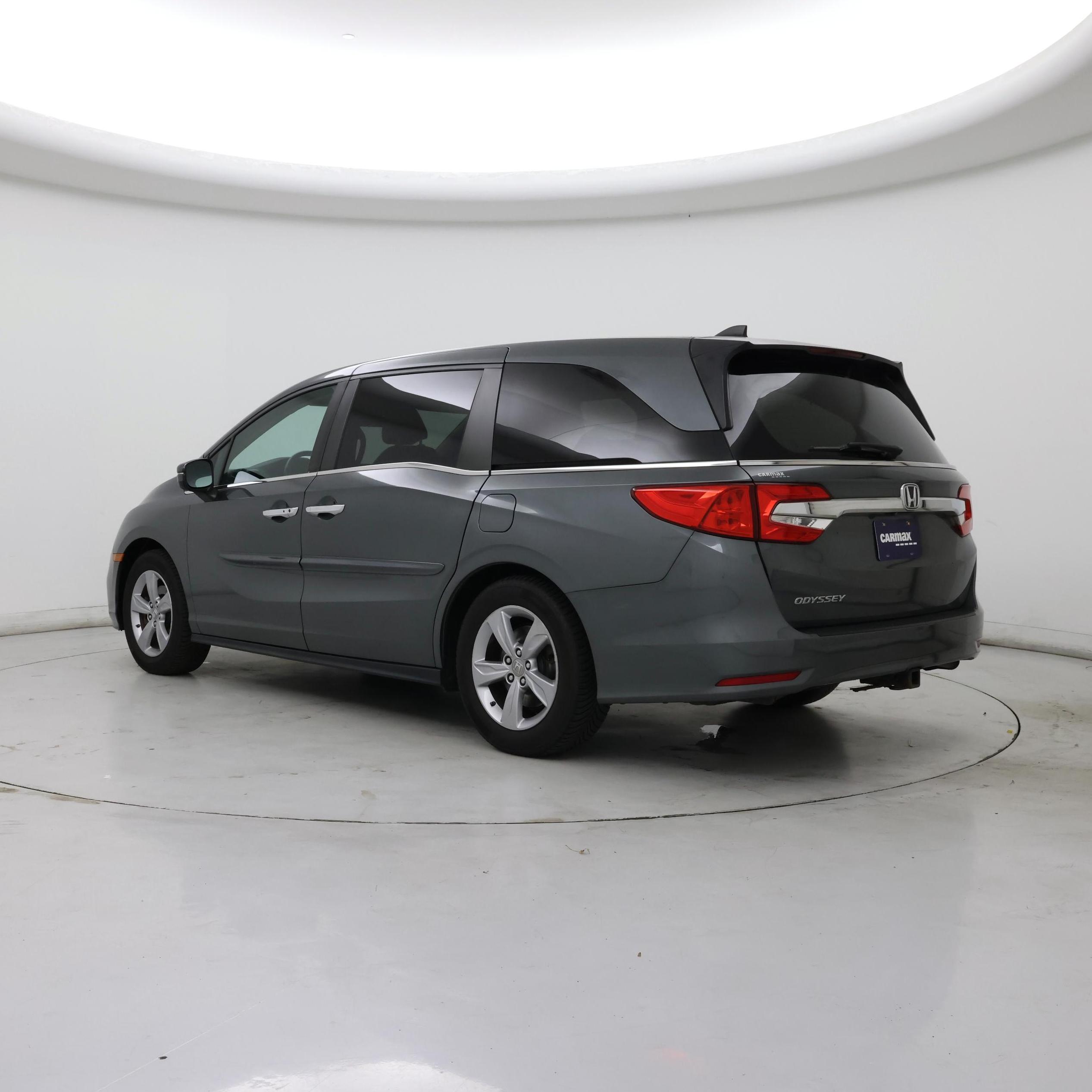 Thumbnail: 2019 Honda Odyssey - 2