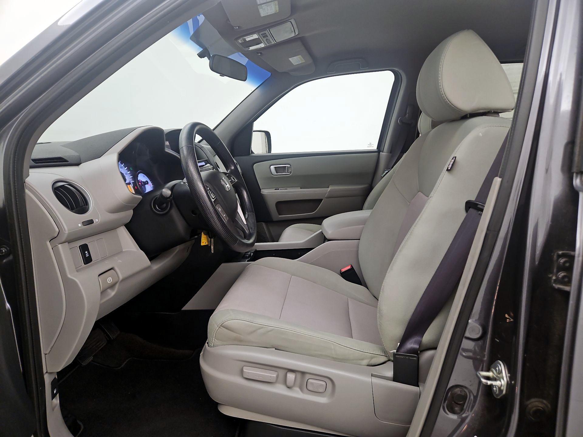 Thumbnail: 2015 Honda Pilot - 11