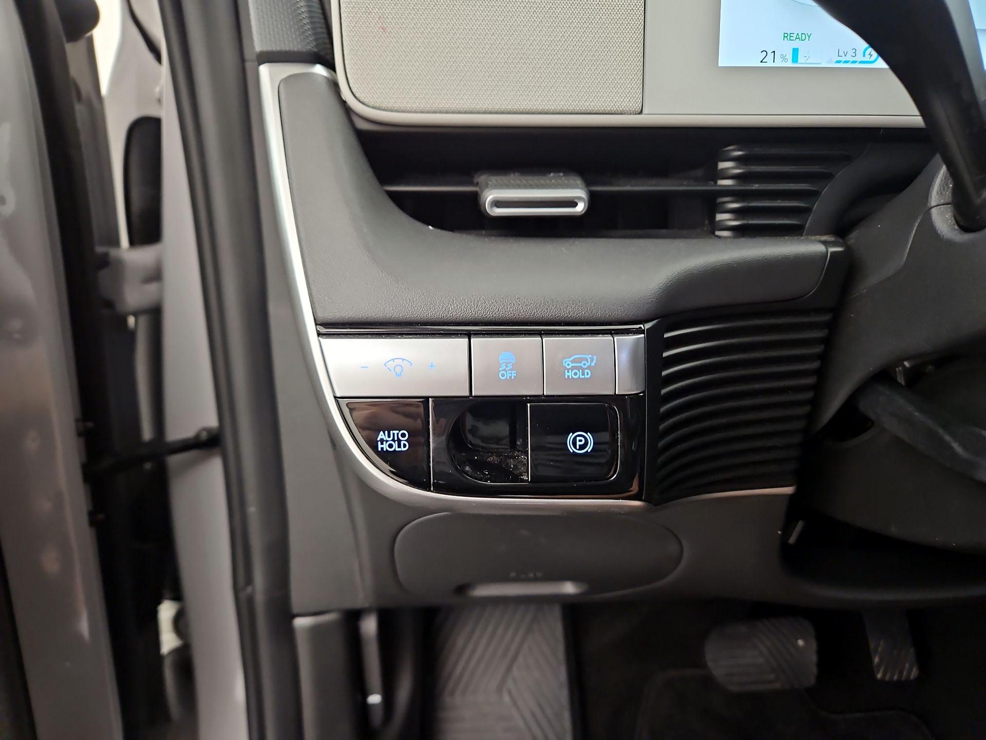 Thumbnail: 2023 Hyundai Ioniq 5 - 13