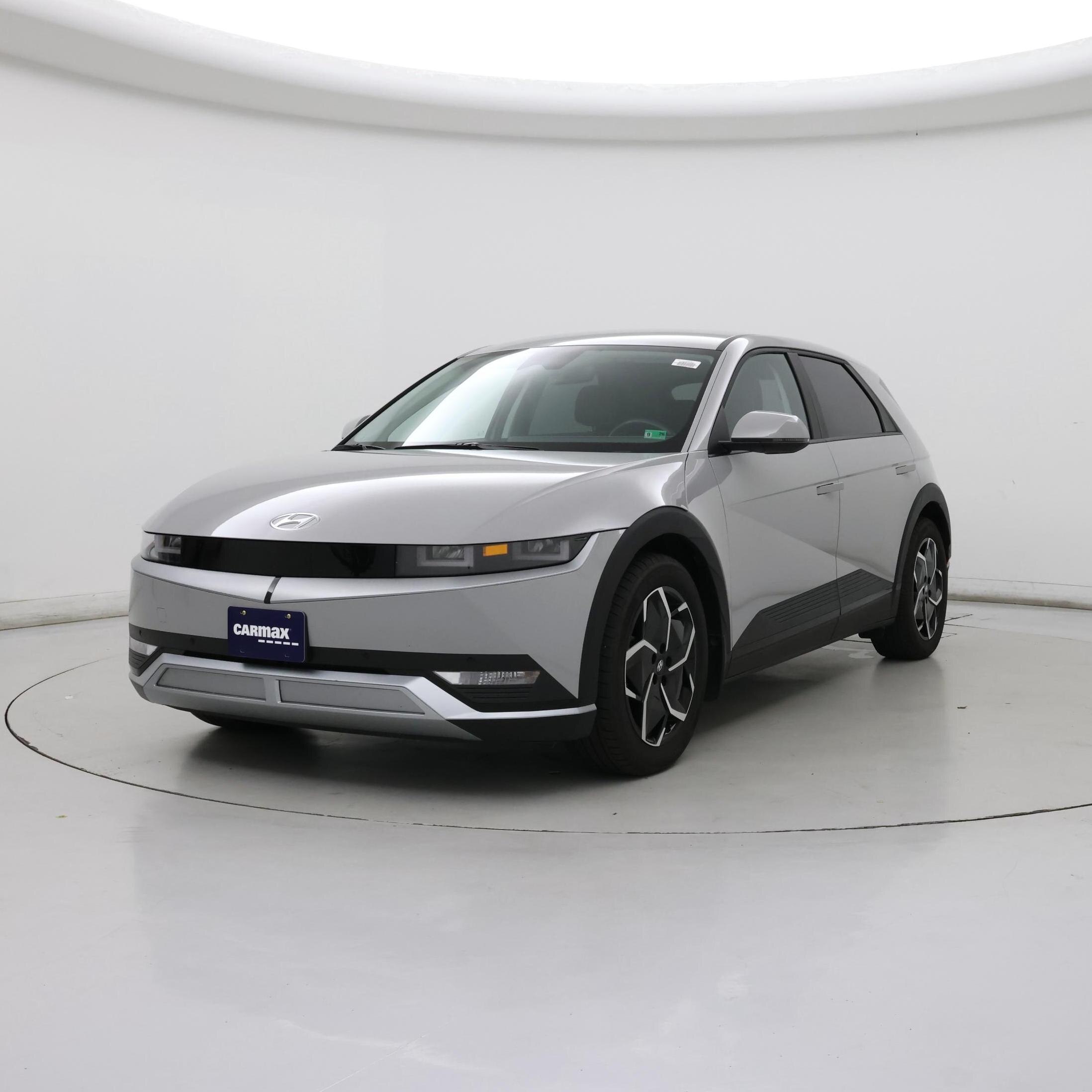 Thumbnail: 2023 Hyundai Ioniq 5 - 4