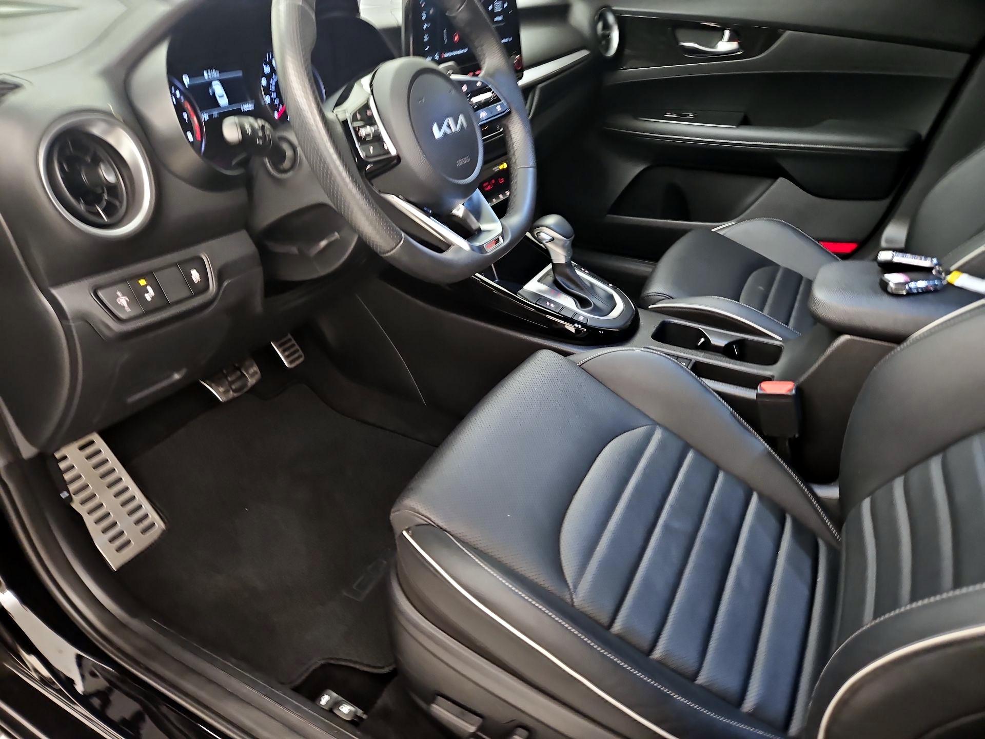 Thumbnail: 2024 Kia Forte - 11