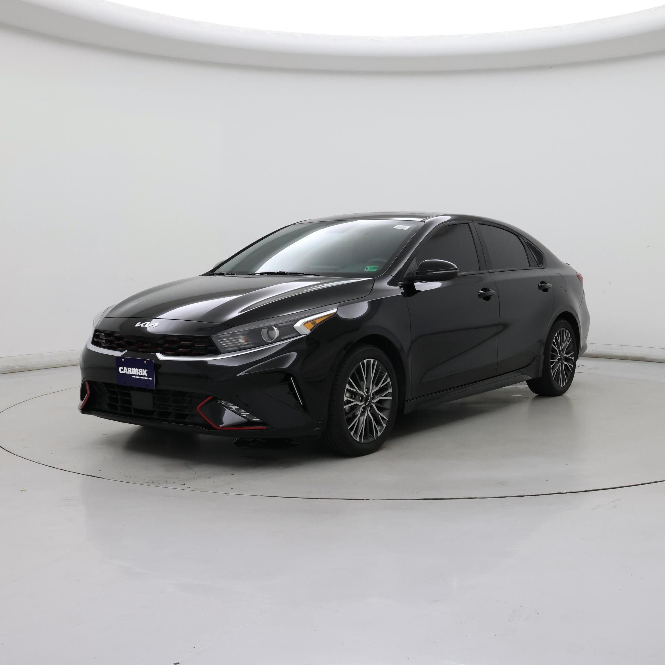 Thumbnail: 2024 Kia Forte - 4