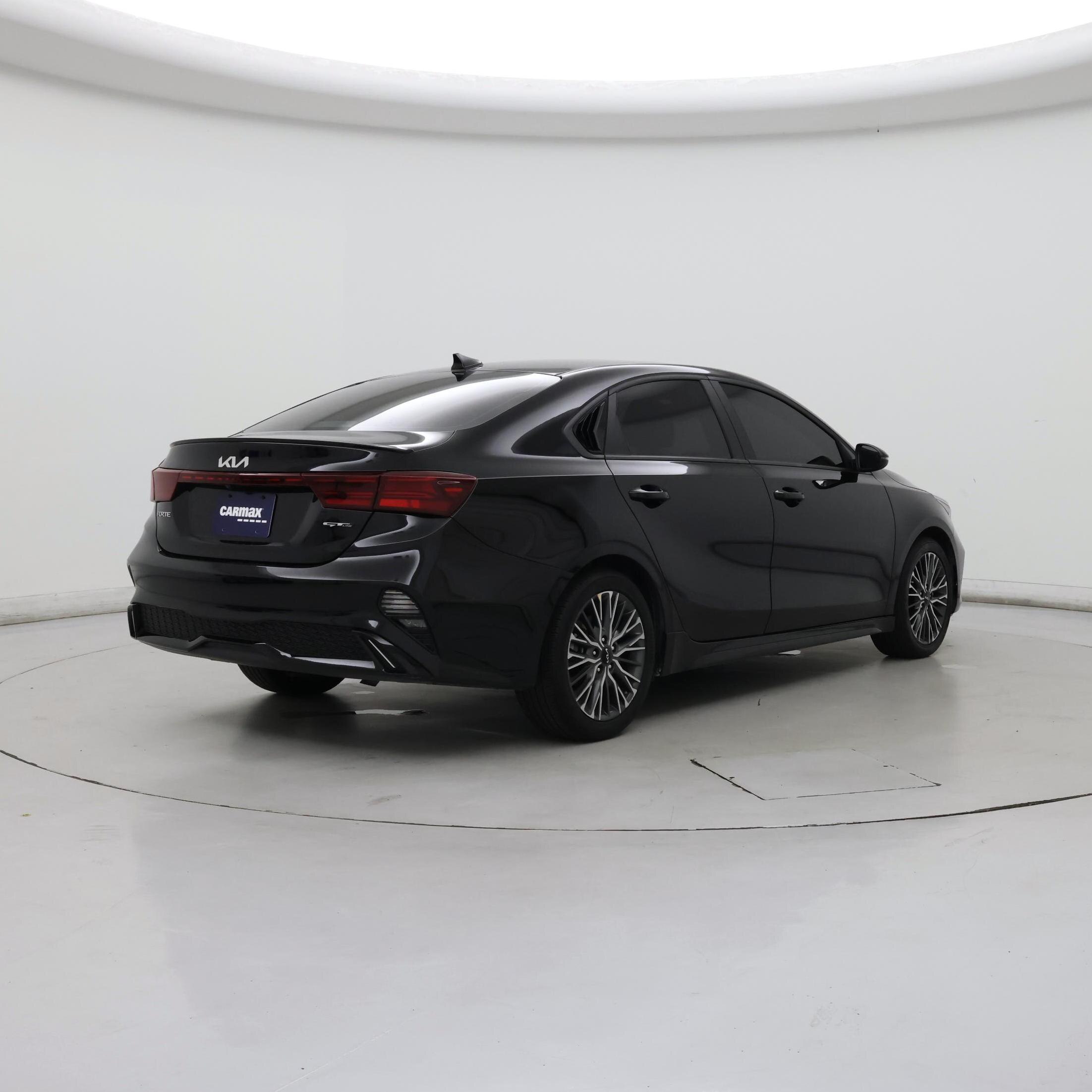Thumbnail: 2024 Kia Forte - 8