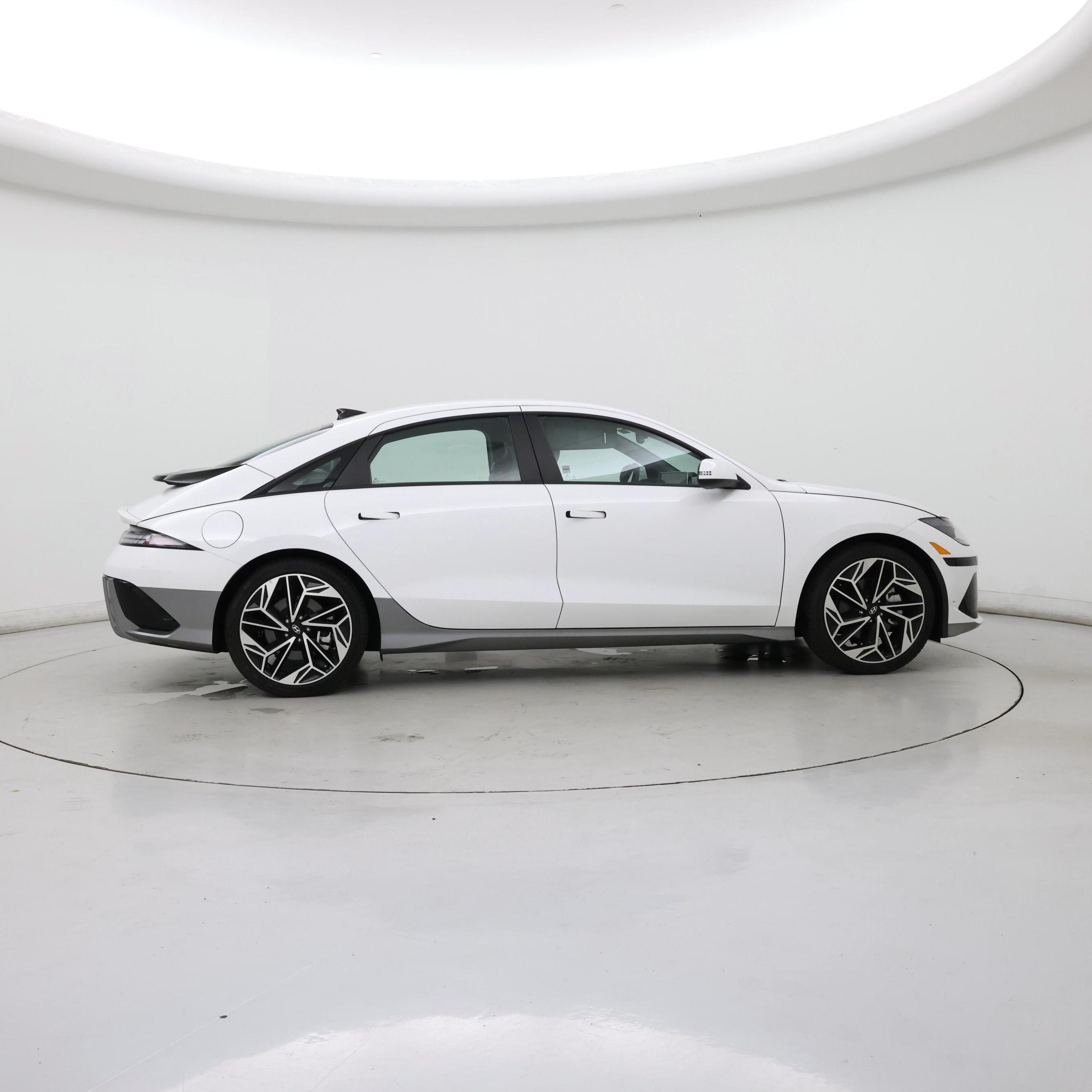 Thumbnail: 2024 Hyundai Ioniq 6 - 7