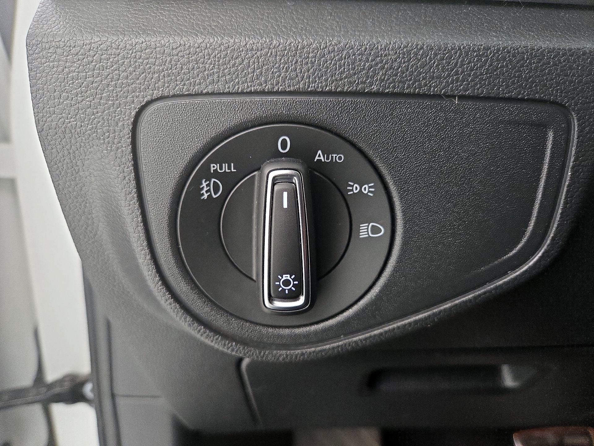 Thumbnail: 2019 Volkswagen Atlas - 13