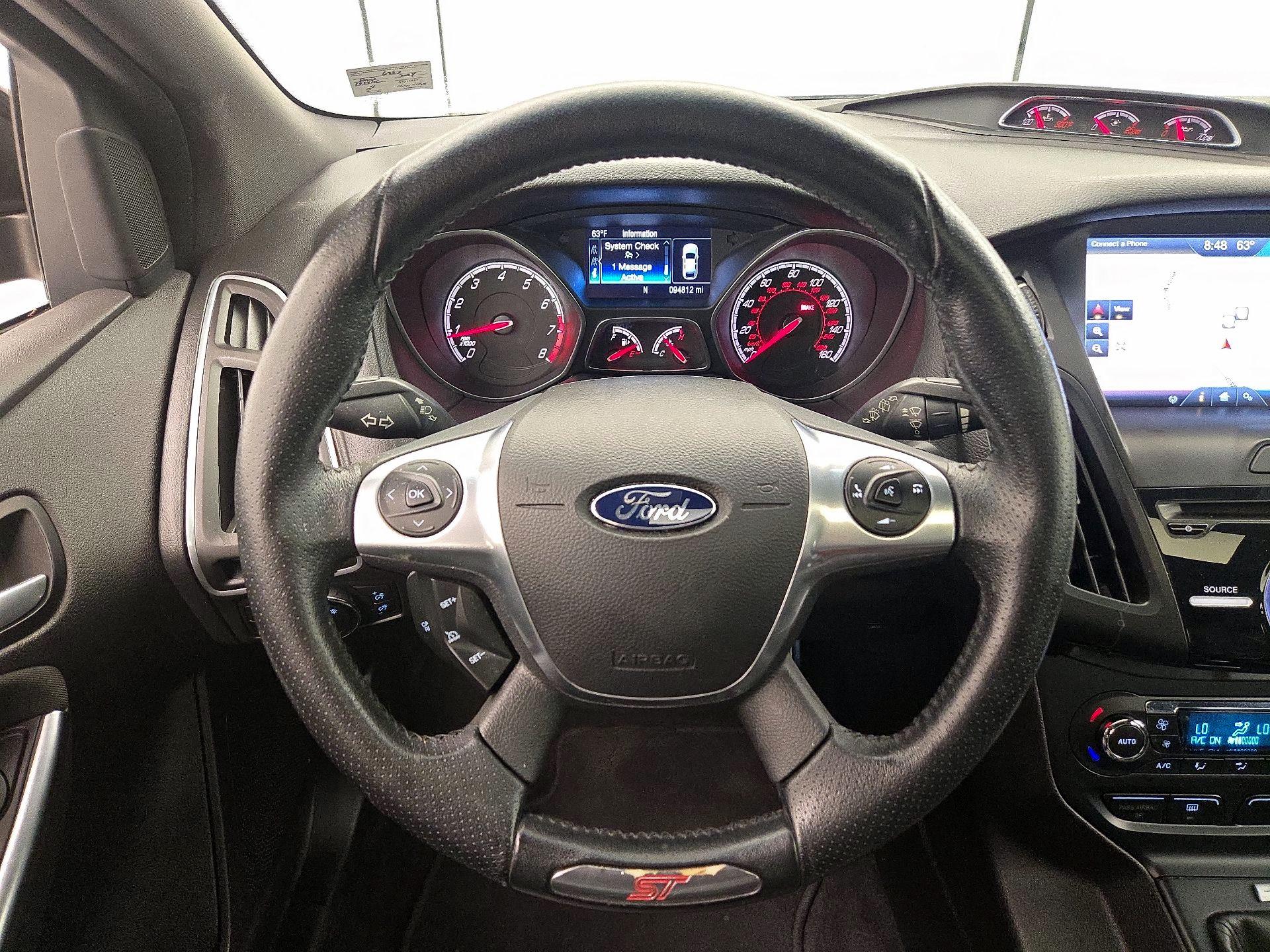 Thumbnail: 2014 Ford Focus - 10