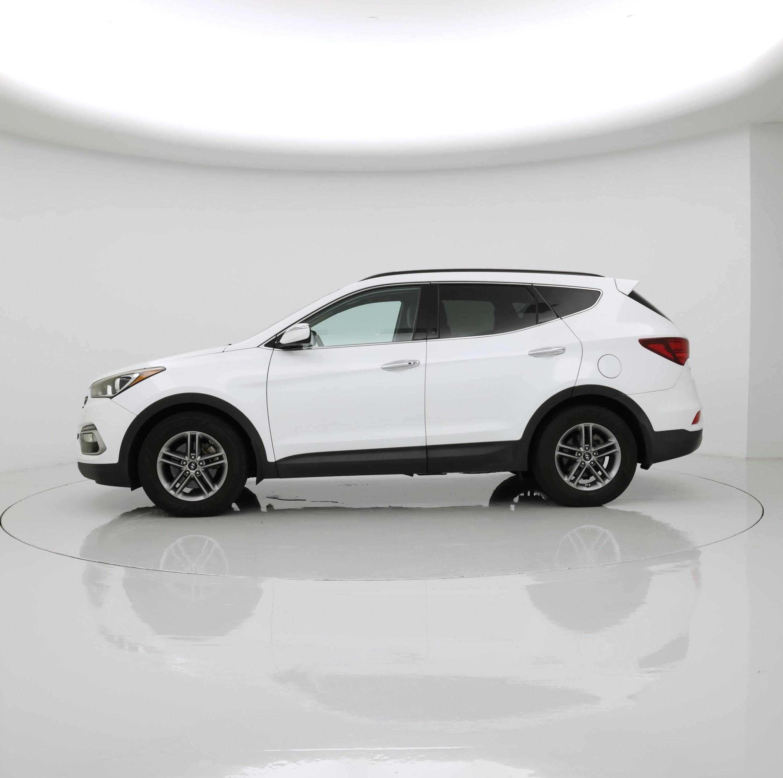 Thumbnail: 2017 Hyundai Santa Fe - 3