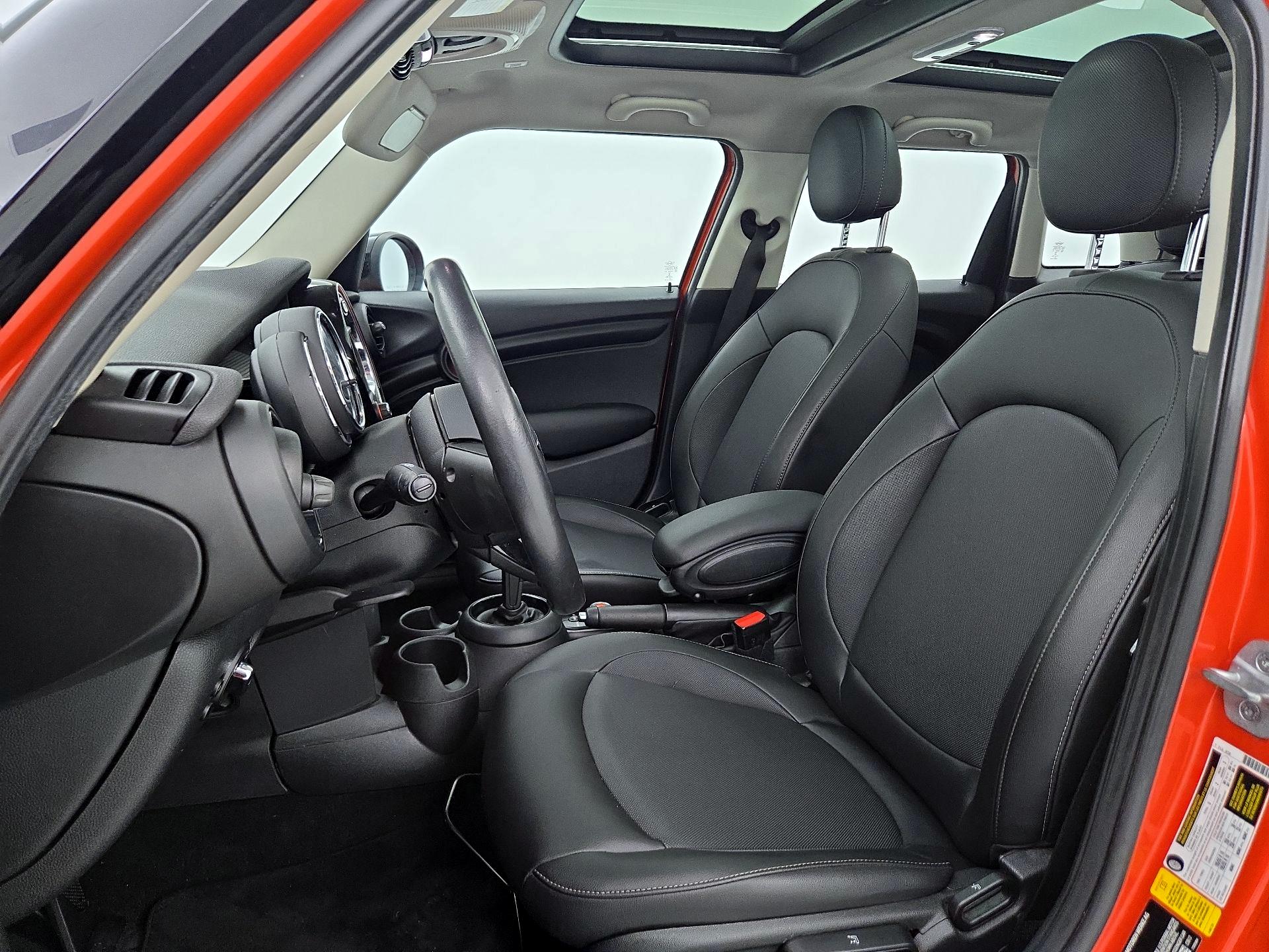 Thumbnail: 2021 MINI Cooper - 11