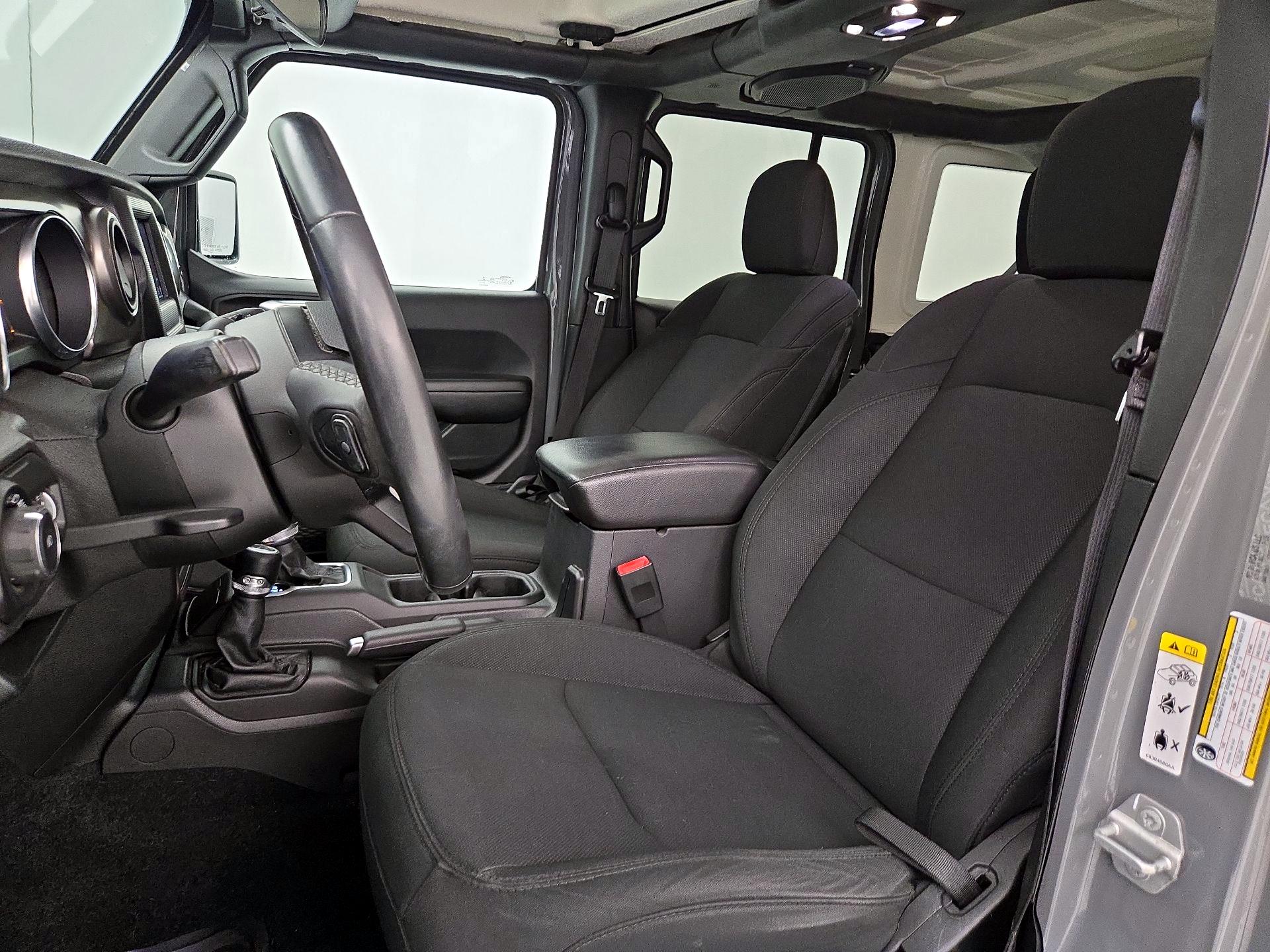 Thumbnail: 2019 Jeep Wrangler - 11