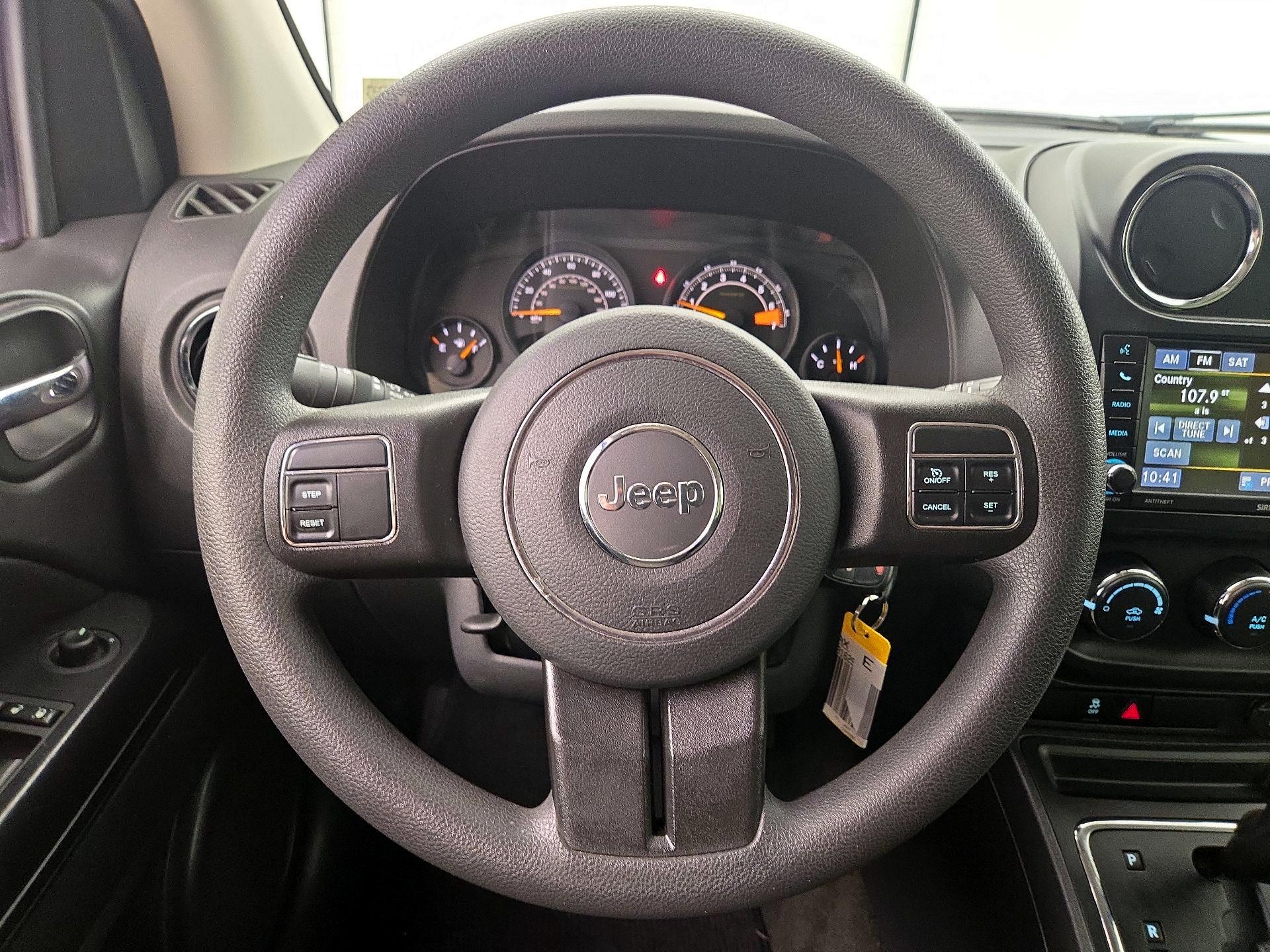Thumbnail: 2016 Jeep Compass - 10