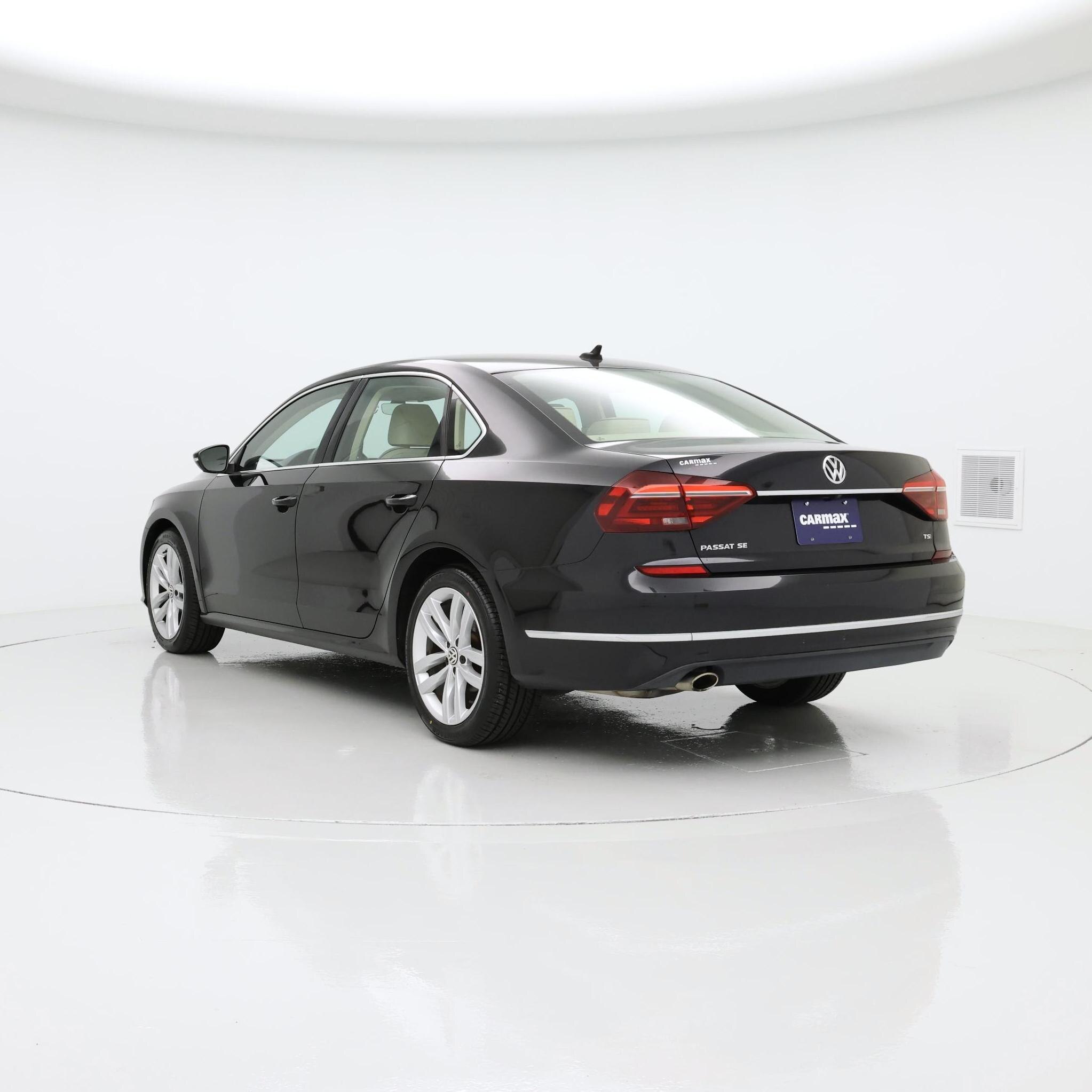Thumbnail: 2018 Volkswagen Passat - 2