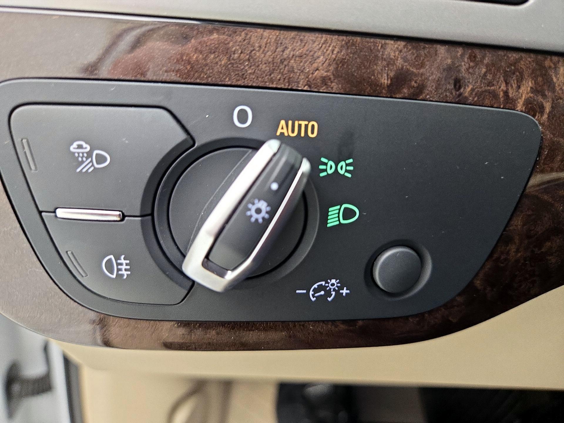 Thumbnail: 2019 Audi Q7 - 13