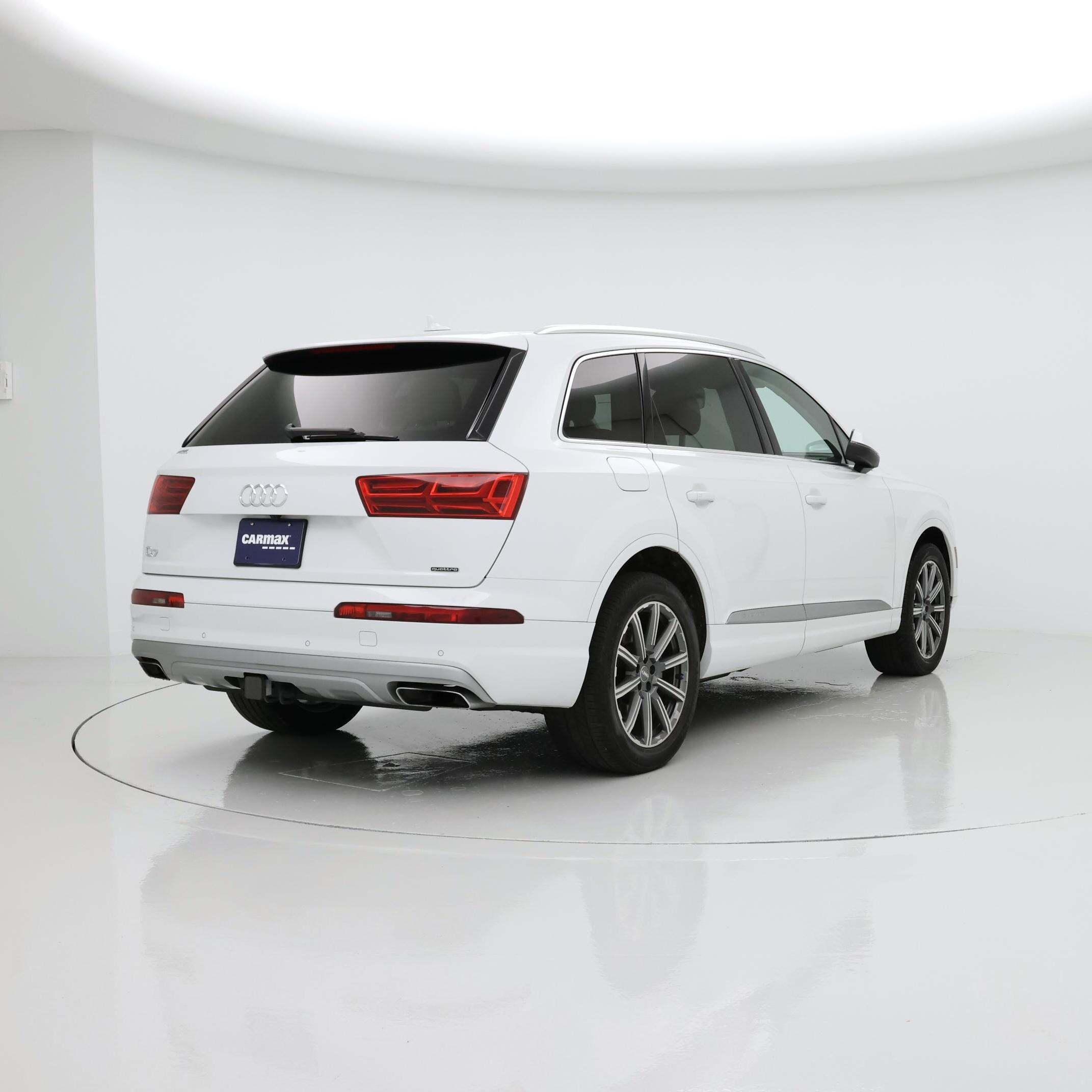 Thumbnail: 2019 Audi Q7 - 8