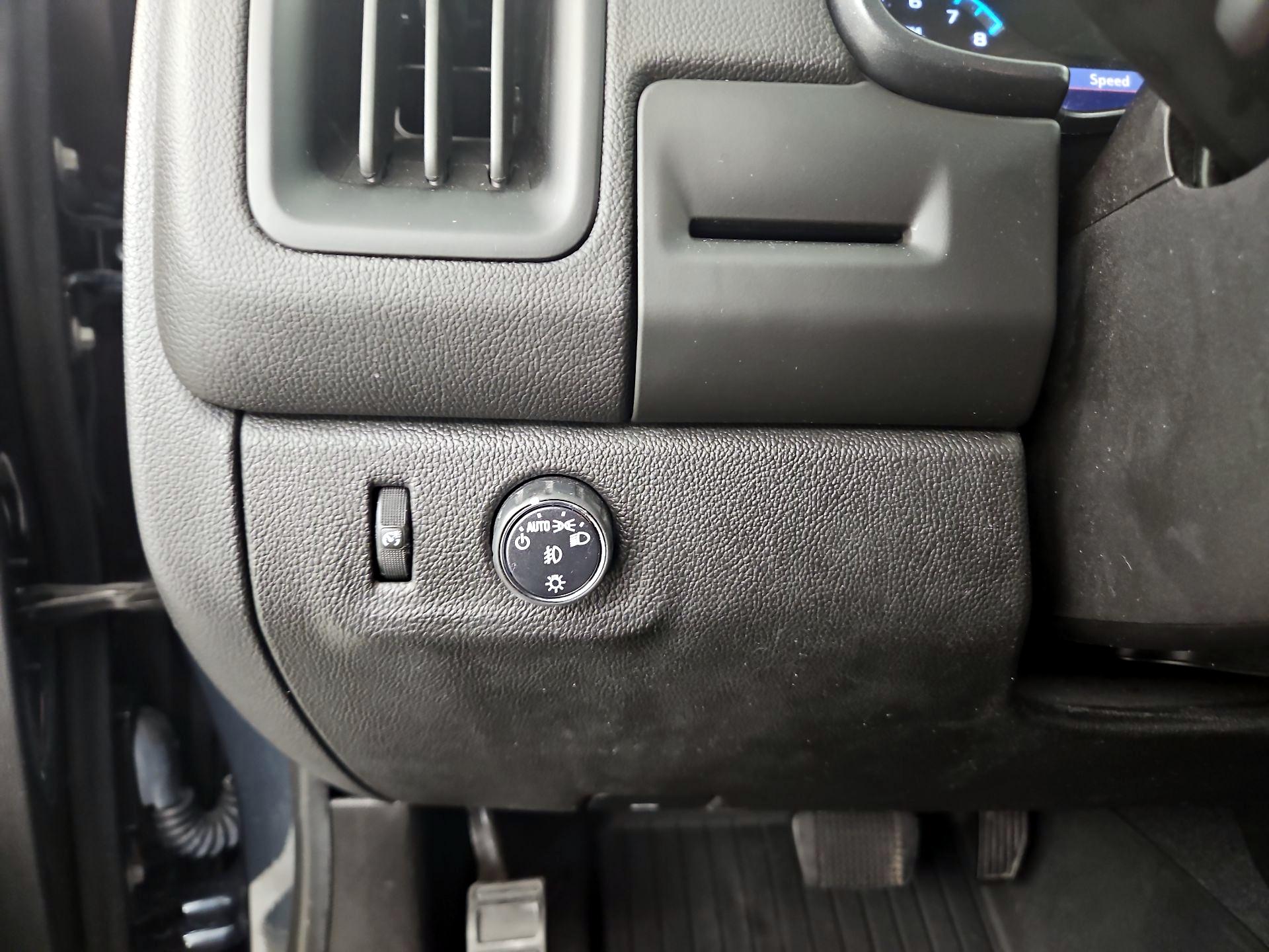 Thumbnail: 2019 Chevrolet Colorado - 13