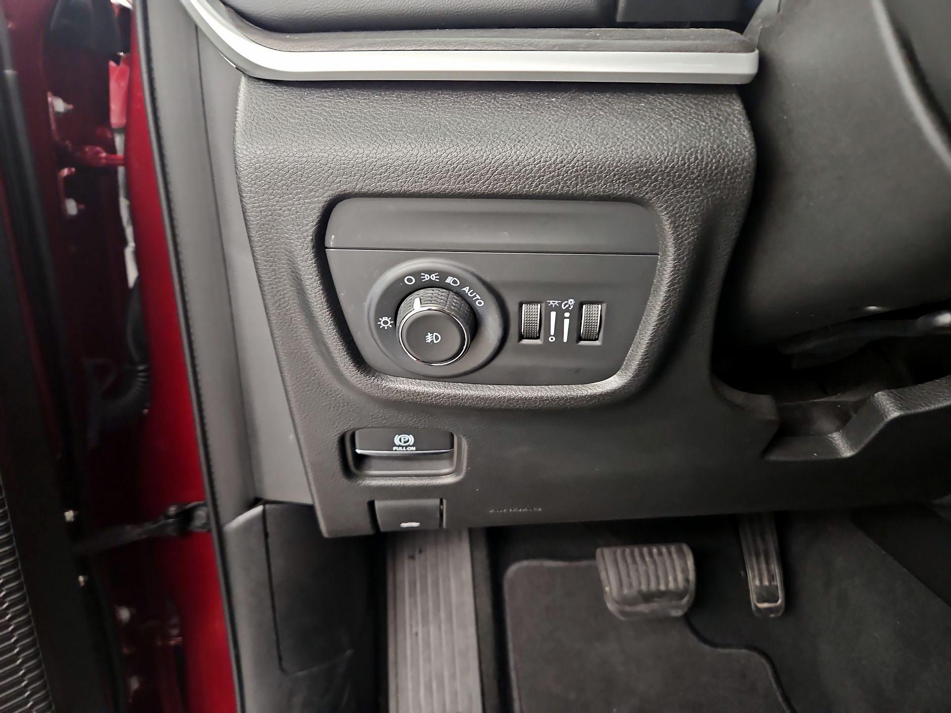 Thumbnail: 2023 Jeep Grand Cherokee - 13