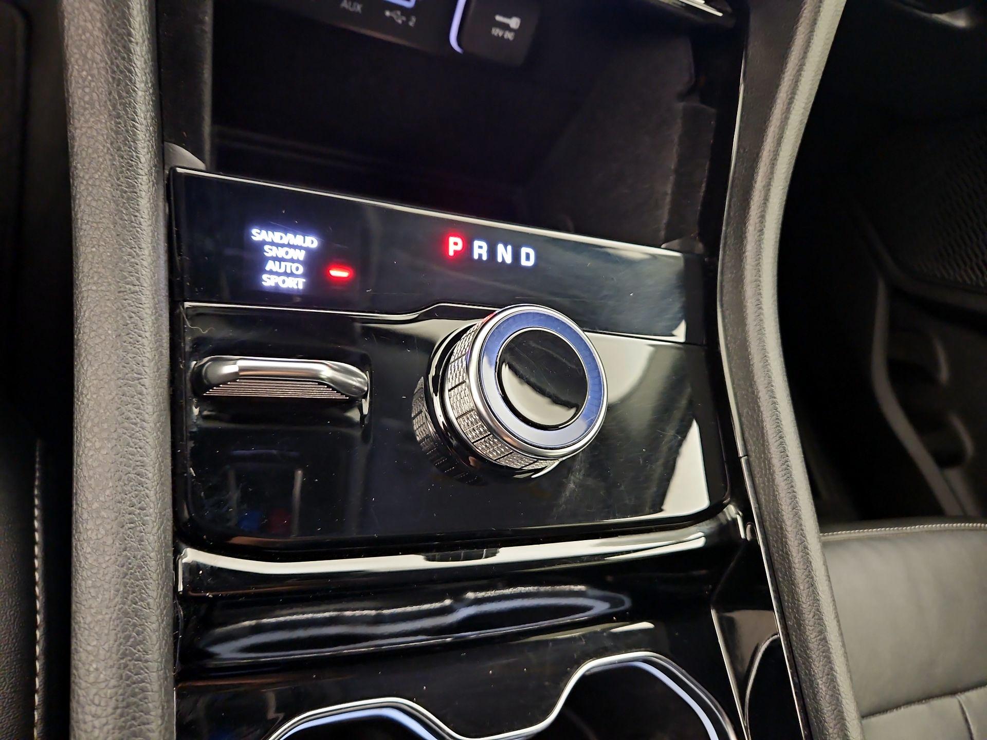 Thumbnail: 2023 Jeep Grand Cherokee - 18