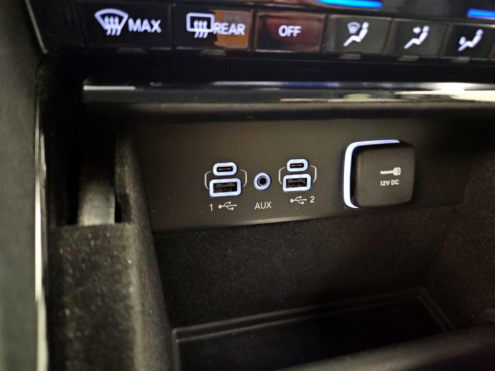 Thumbnail: 2023 Jeep Grand Cherokee - 19