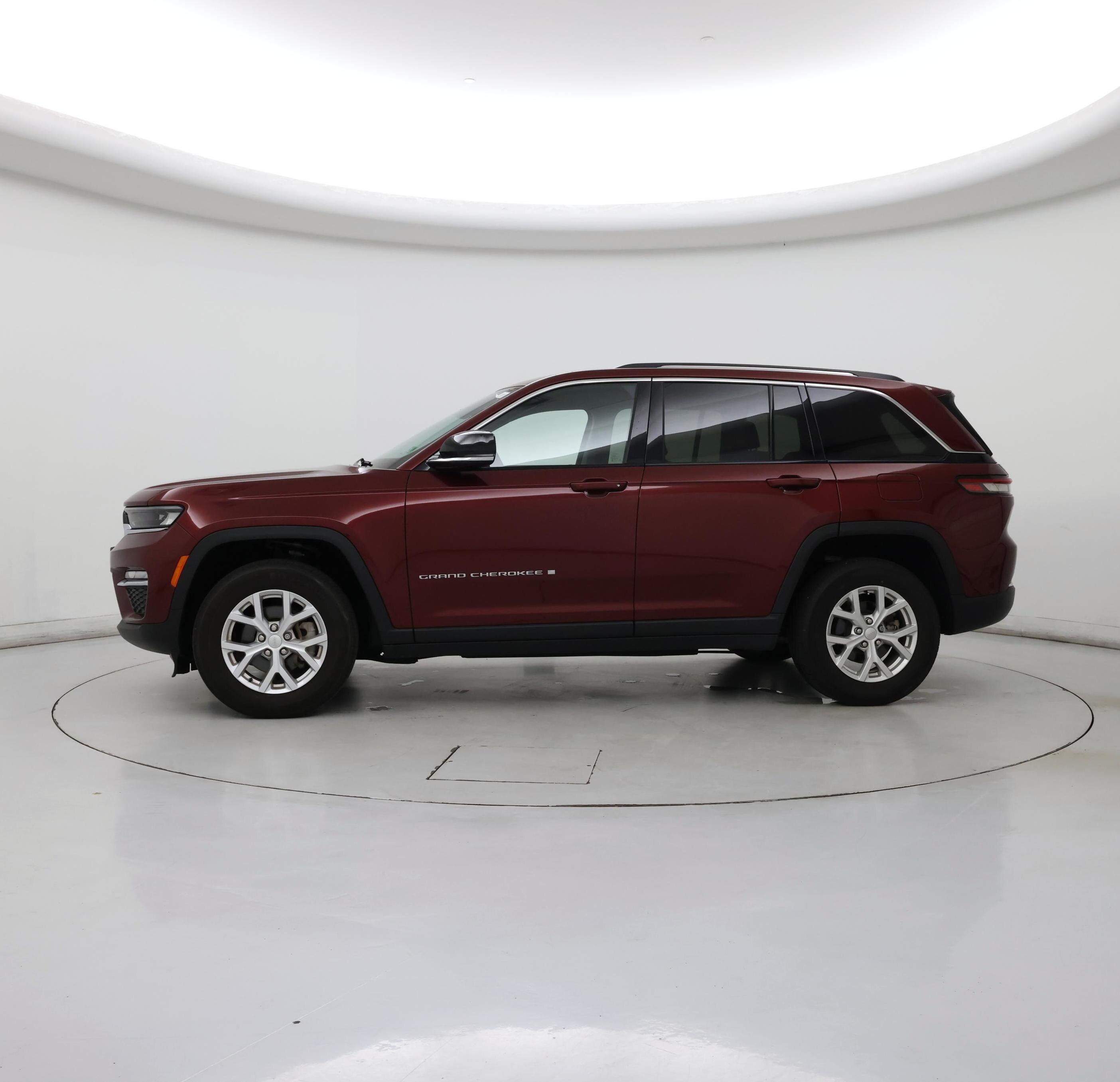 Thumbnail: 2023 Jeep Grand Cherokee - 3