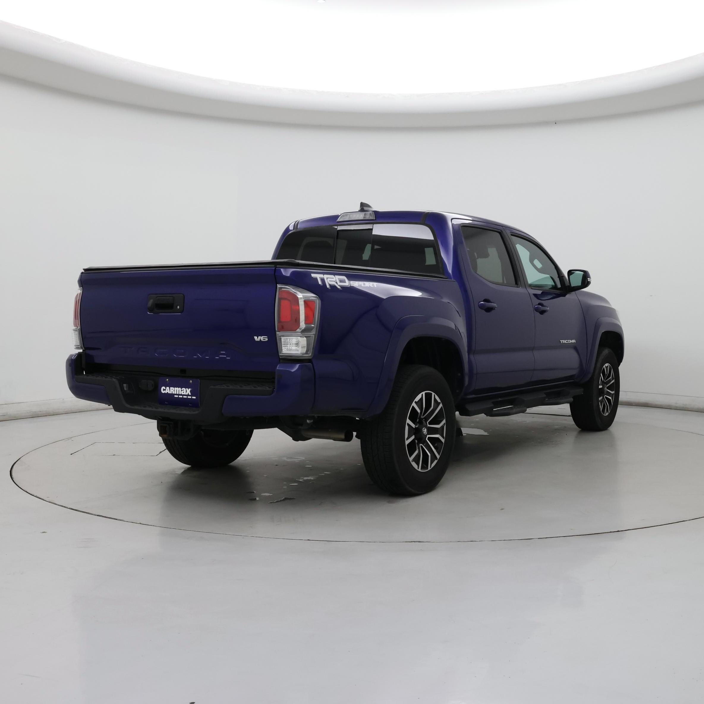 Thumbnail: 2022 Toyota Tacoma - 8