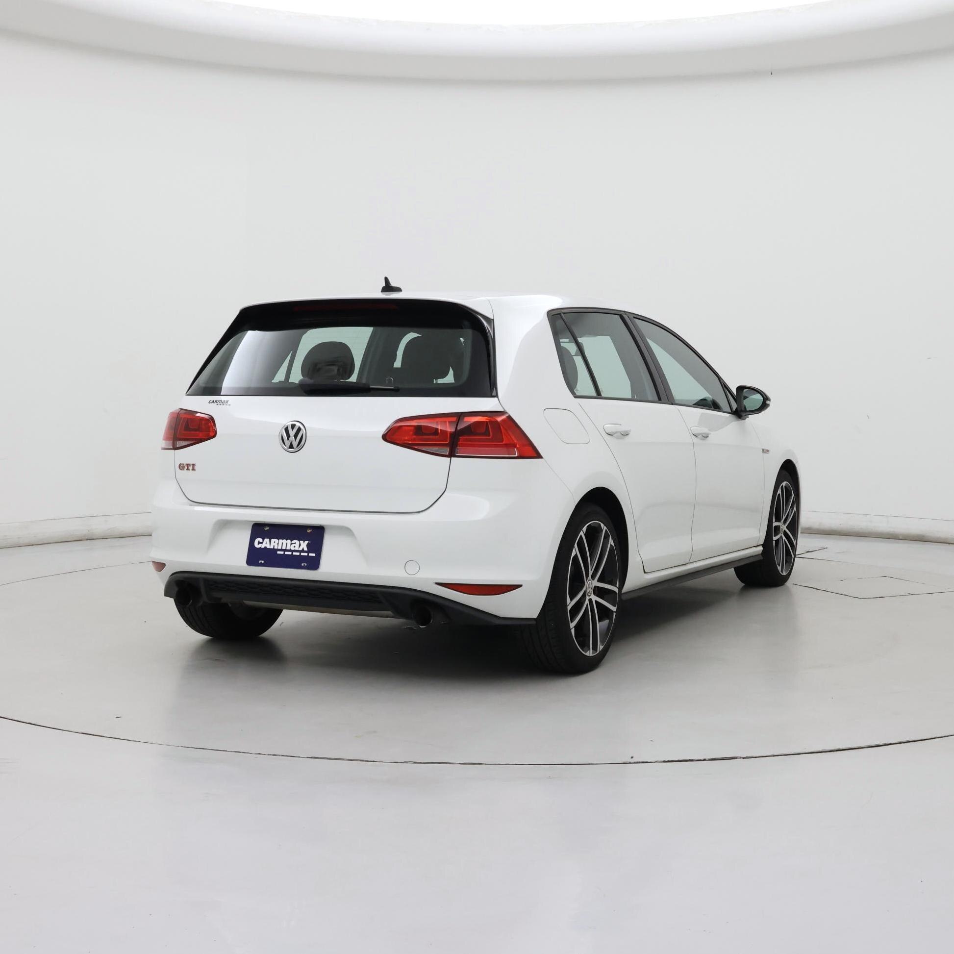 Thumbnail: 2017 Volkswagen Golf - 8