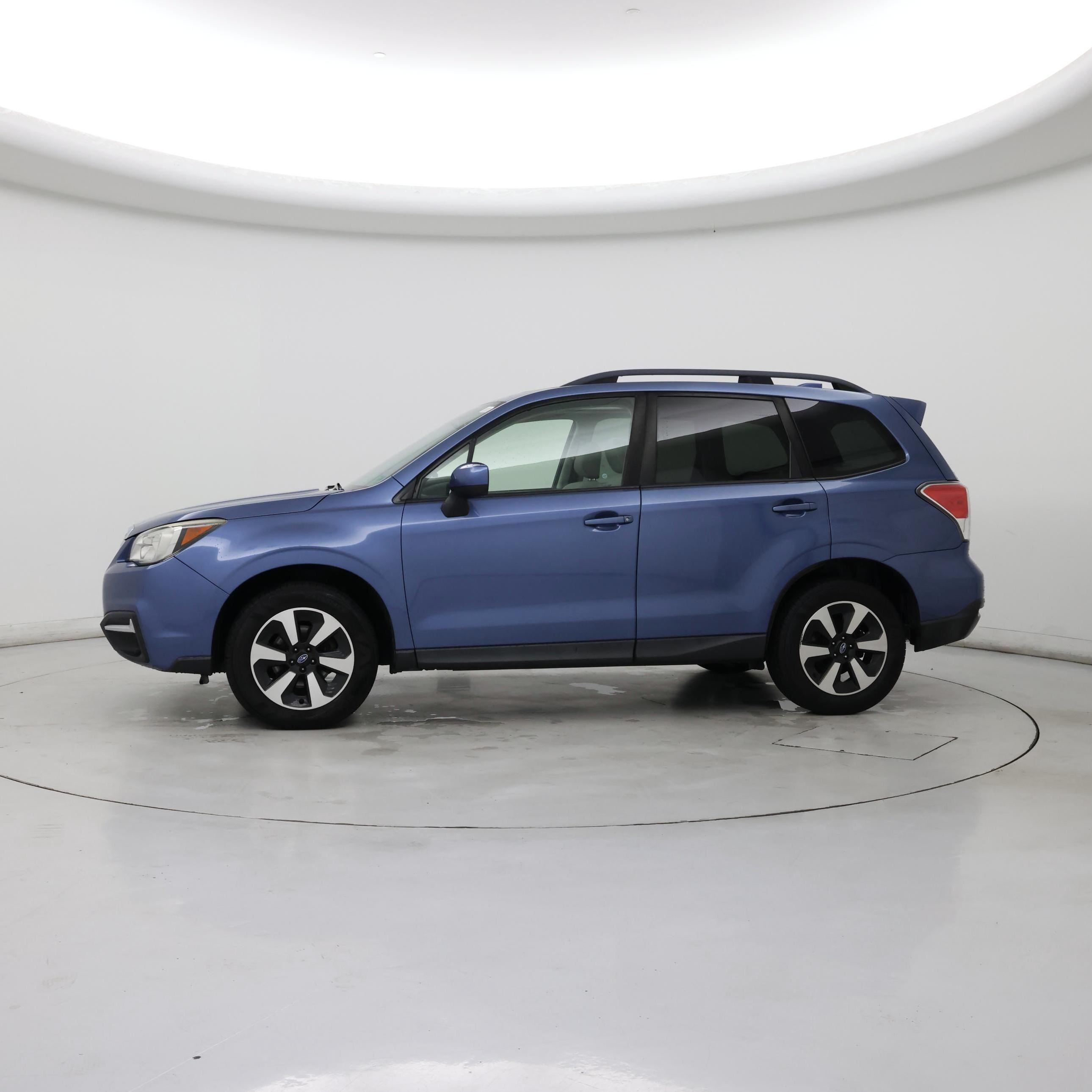 Thumbnail: 2017 Subaru Forester - 3