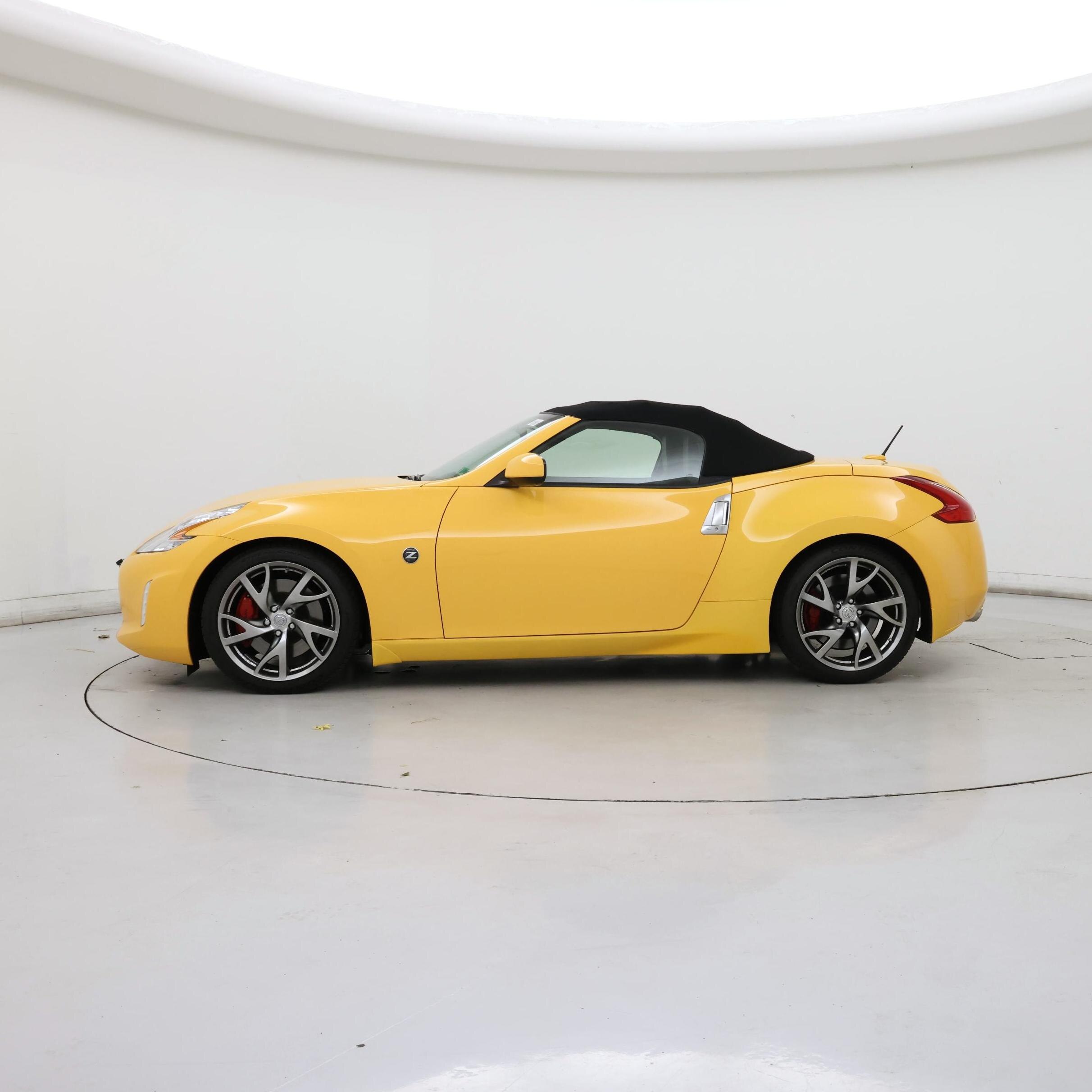 Thumbnail: 2017 Nissan Z - 3