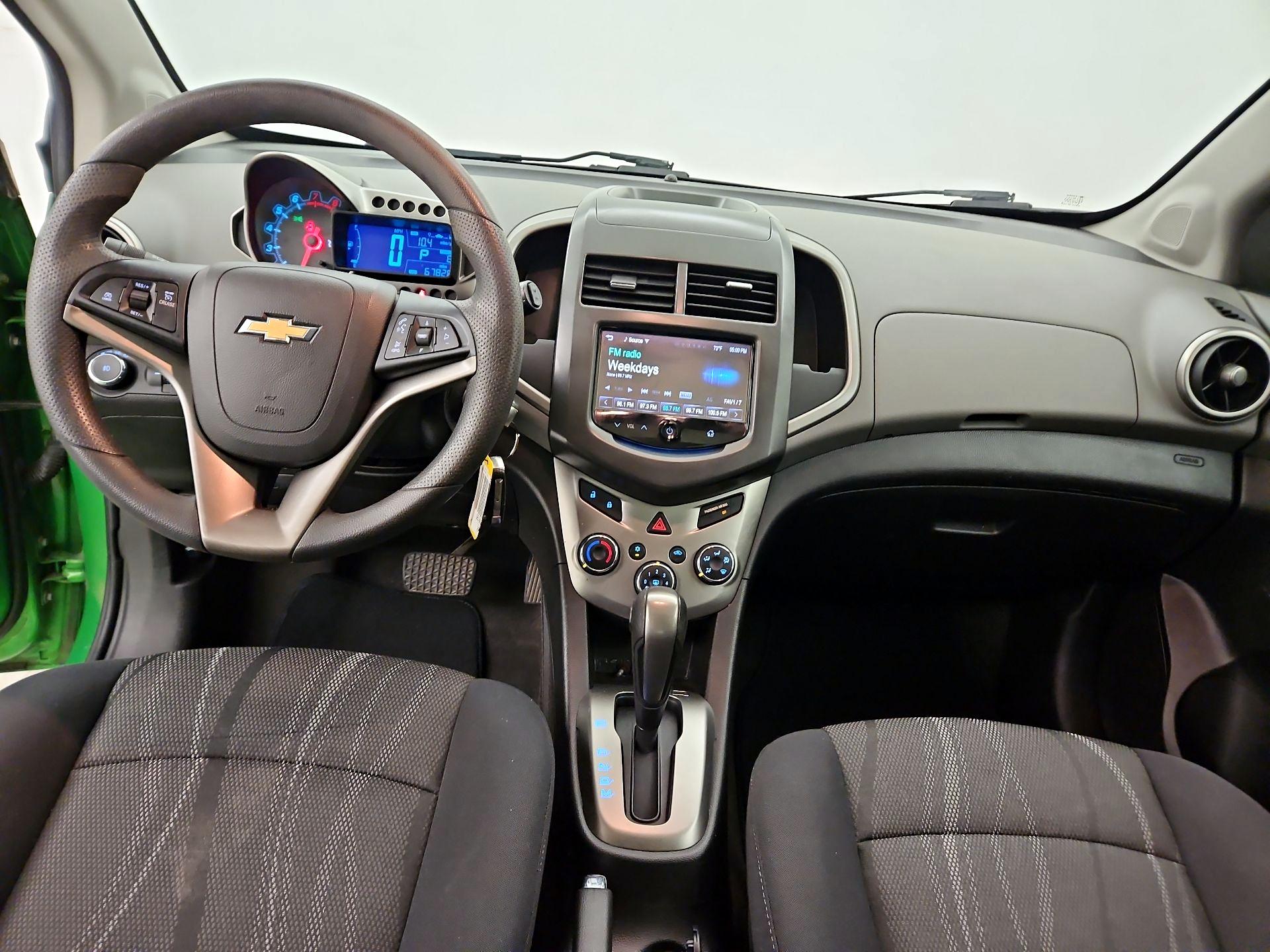 Thumbnail: 2015 Chevrolet Sonic - 9