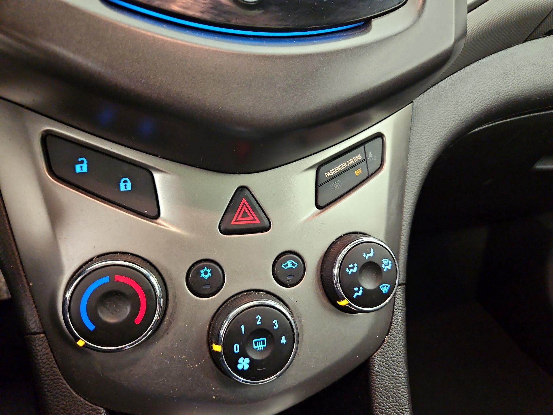 Thumbnail: 2015 Chevrolet Sonic - 16