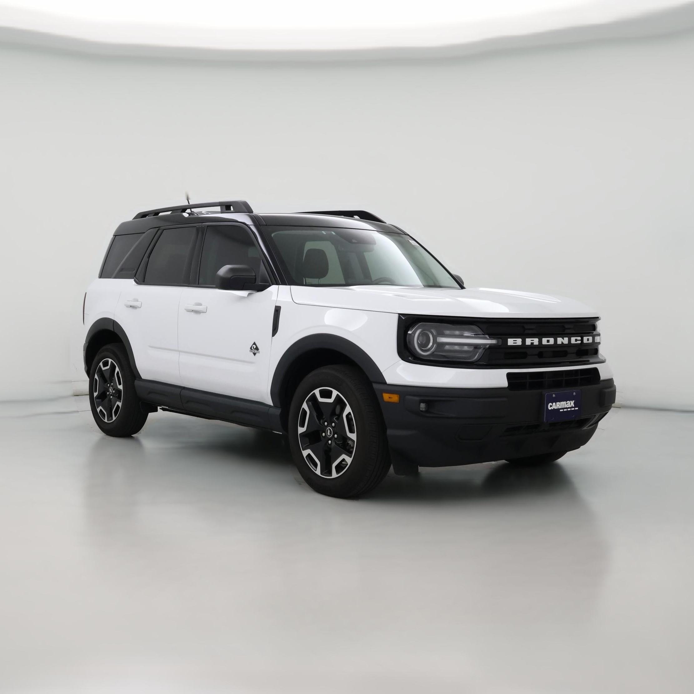 Thumbnail: 2023 Ford Bronco Sport - 1
