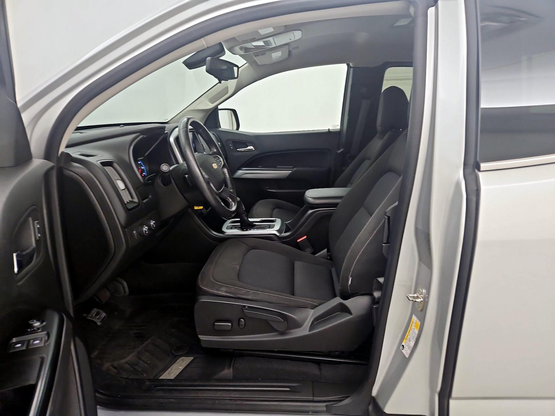 Thumbnail: 2020 Chevrolet Colorado - 11