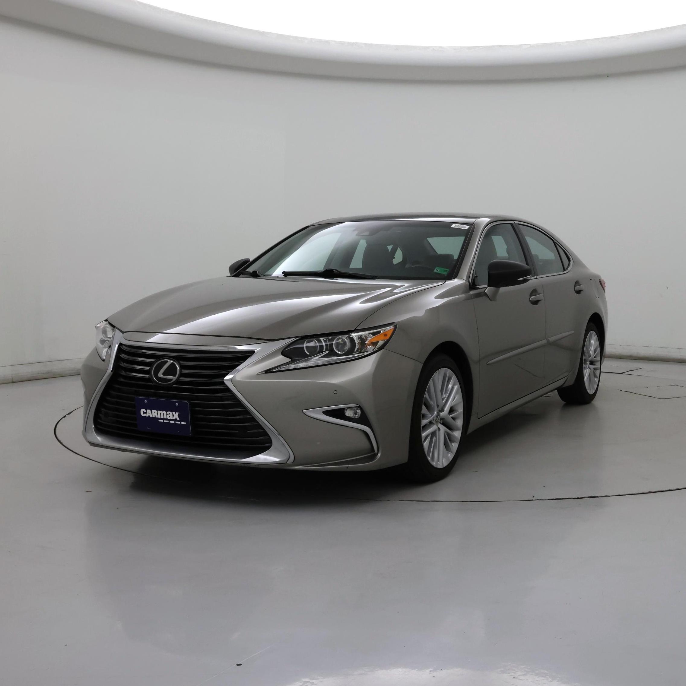 Thumbnail: 2016 Lexus ES - 4