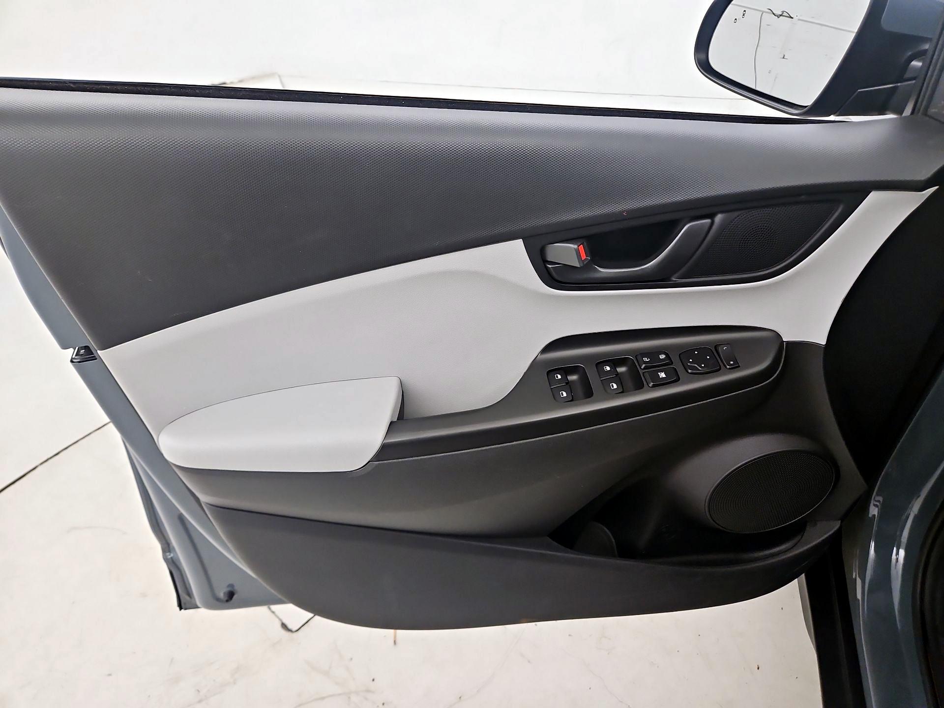 Thumbnail: 2022 Hyundai Kona - 12