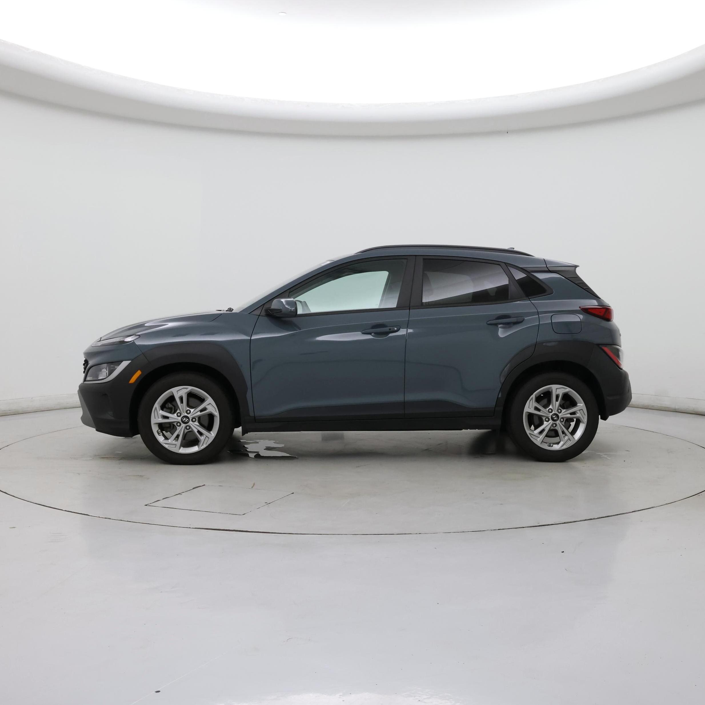 Thumbnail: 2022 Hyundai Kona - 3