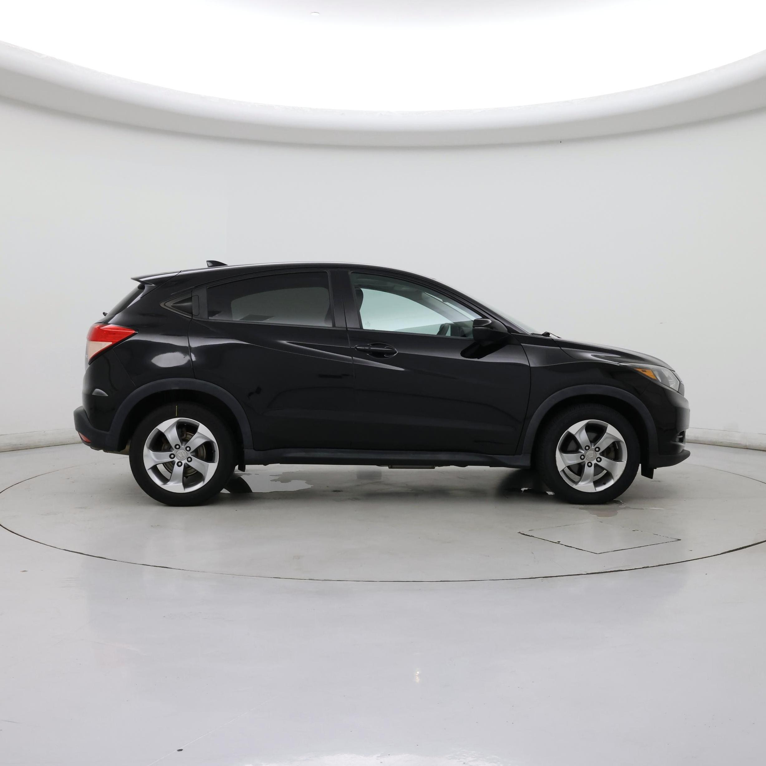 Thumbnail: 2016 Honda HR-V - 7