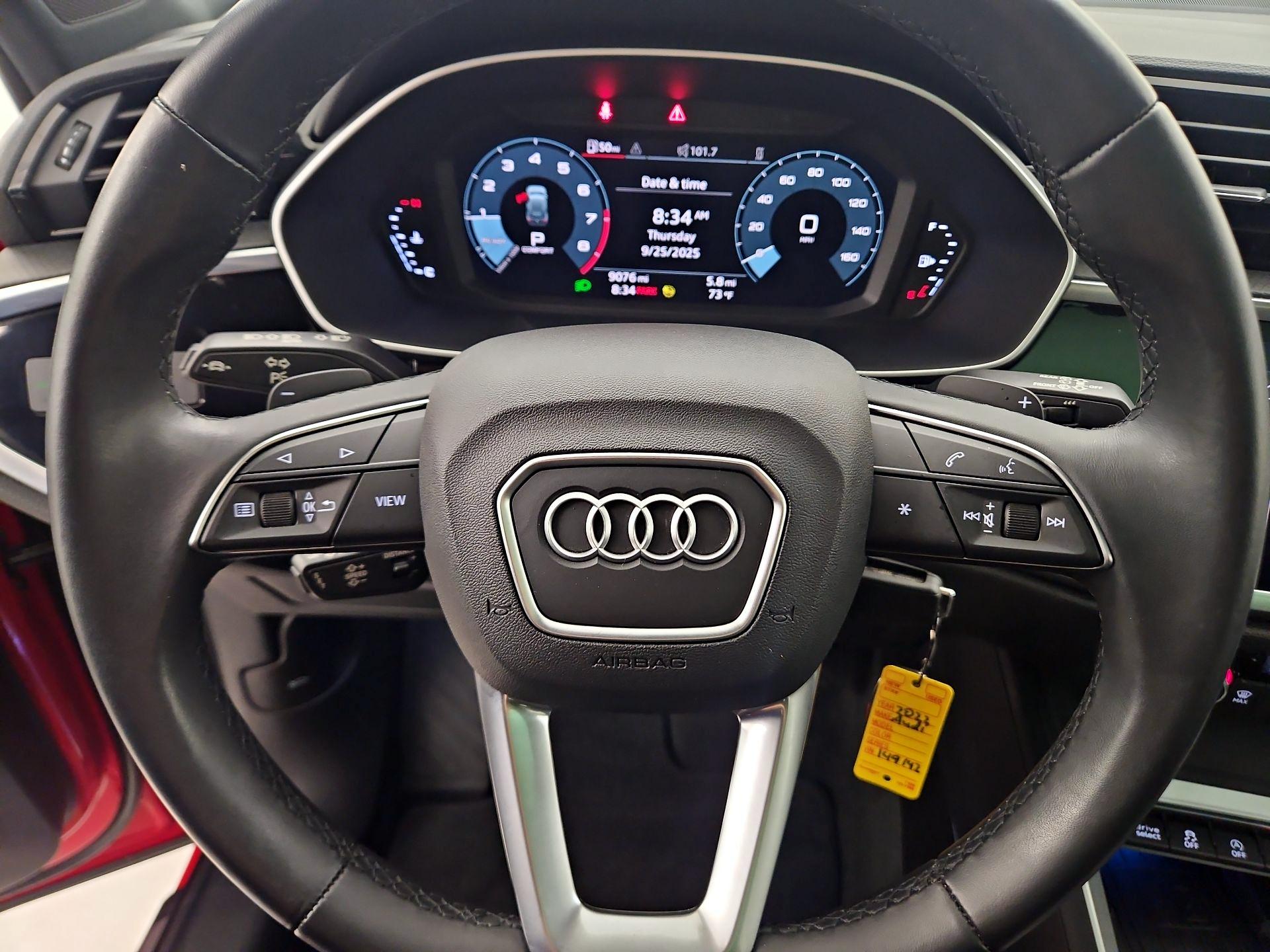 Thumbnail: 2022 Audi Q3 - 10