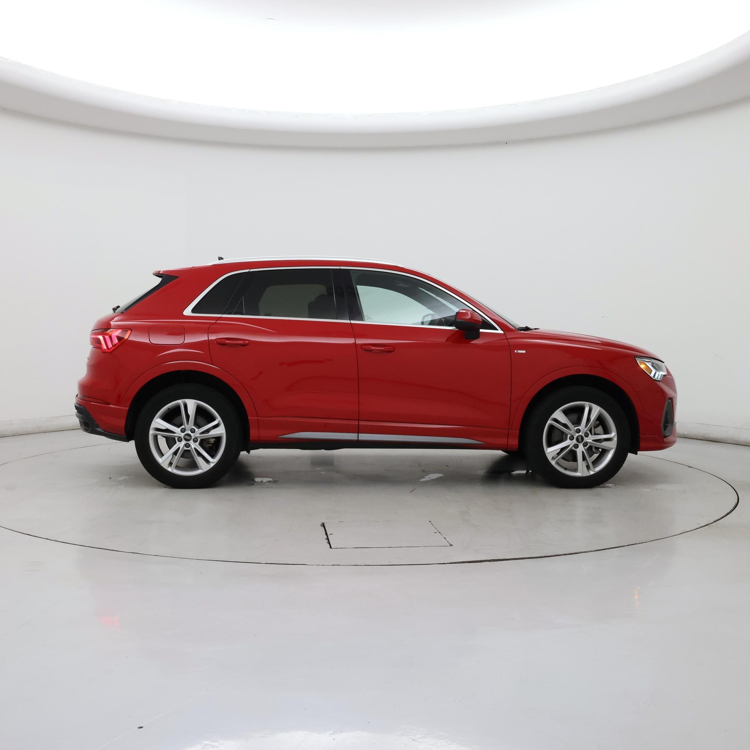 Thumbnail: 2022 Audi Q3 - 7