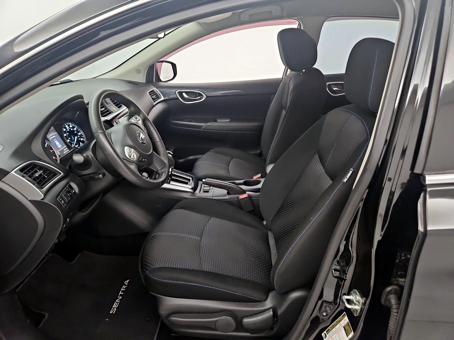 Thumbnail: 2019 Nissan Sentra - 11