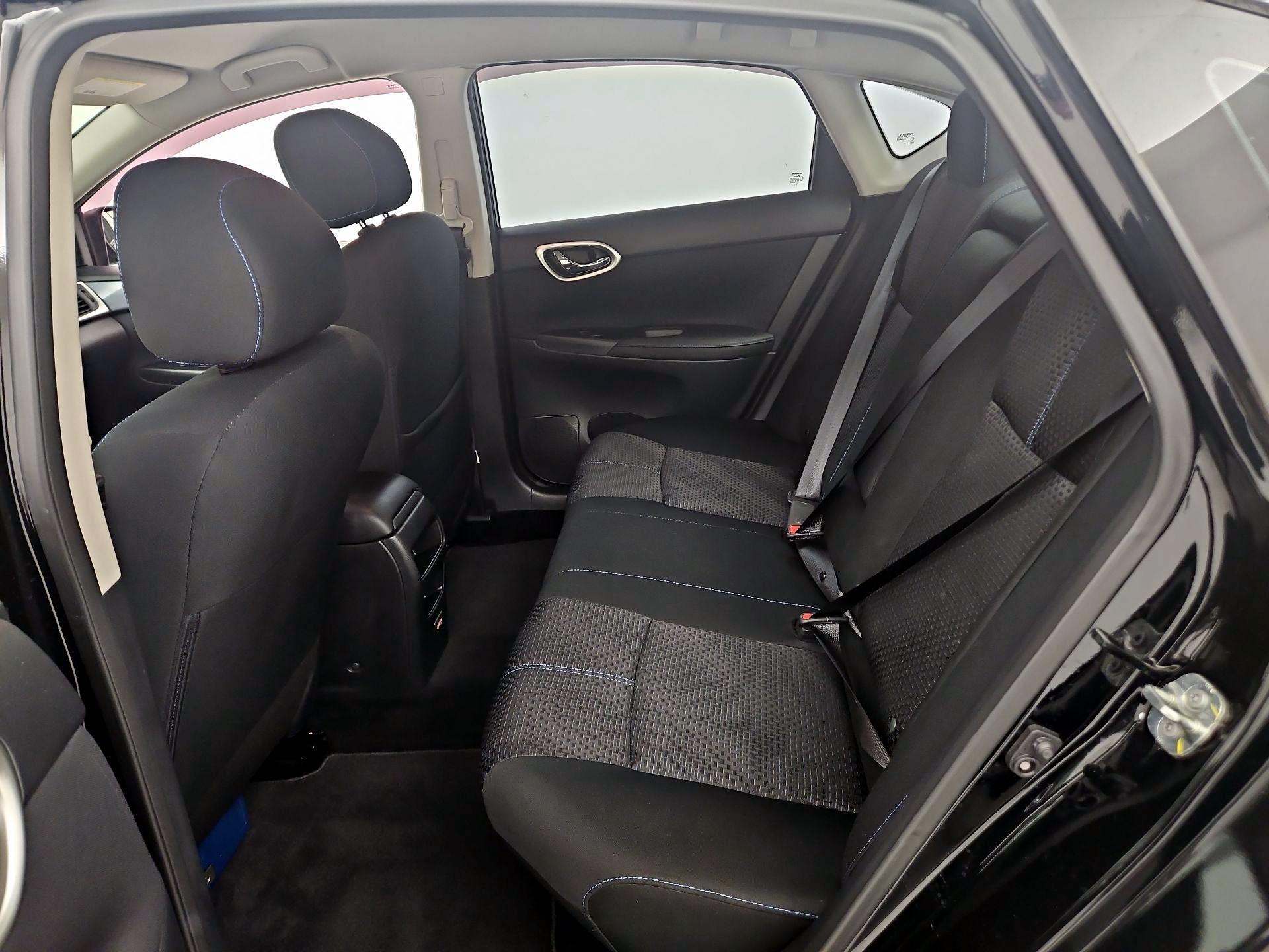 Thumbnail: 2019 Nissan Sentra - 19