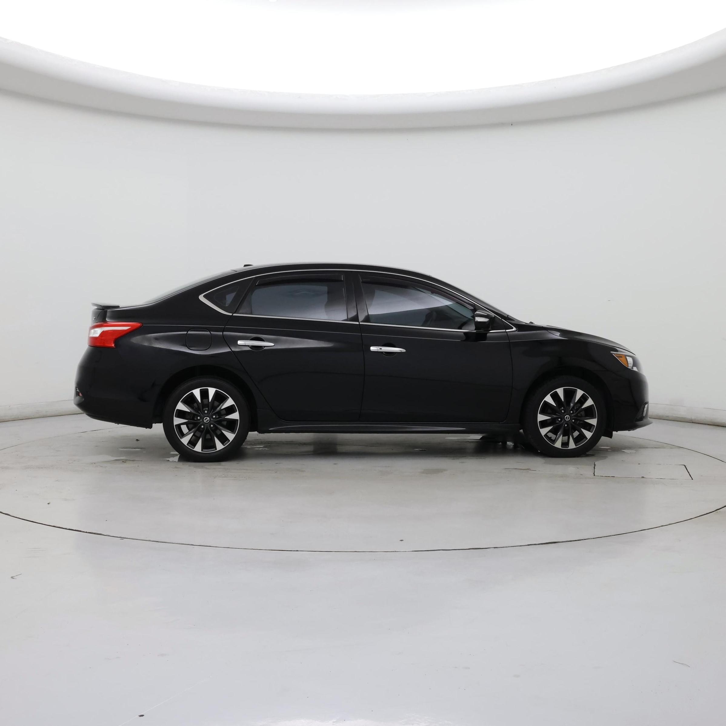 Thumbnail: 2019 Nissan Sentra - 7