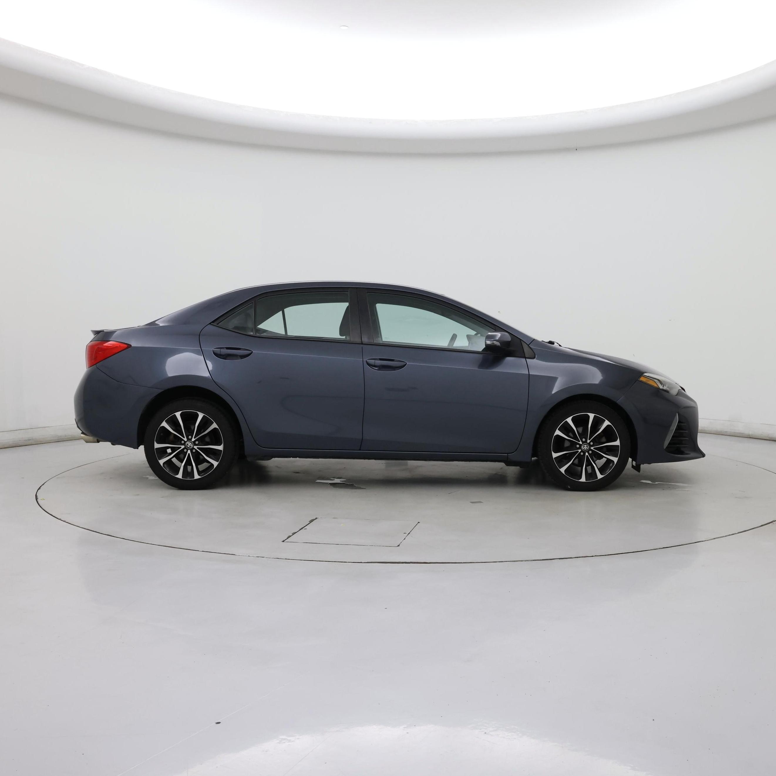 Thumbnail: 2017 Toyota Corolla - 7