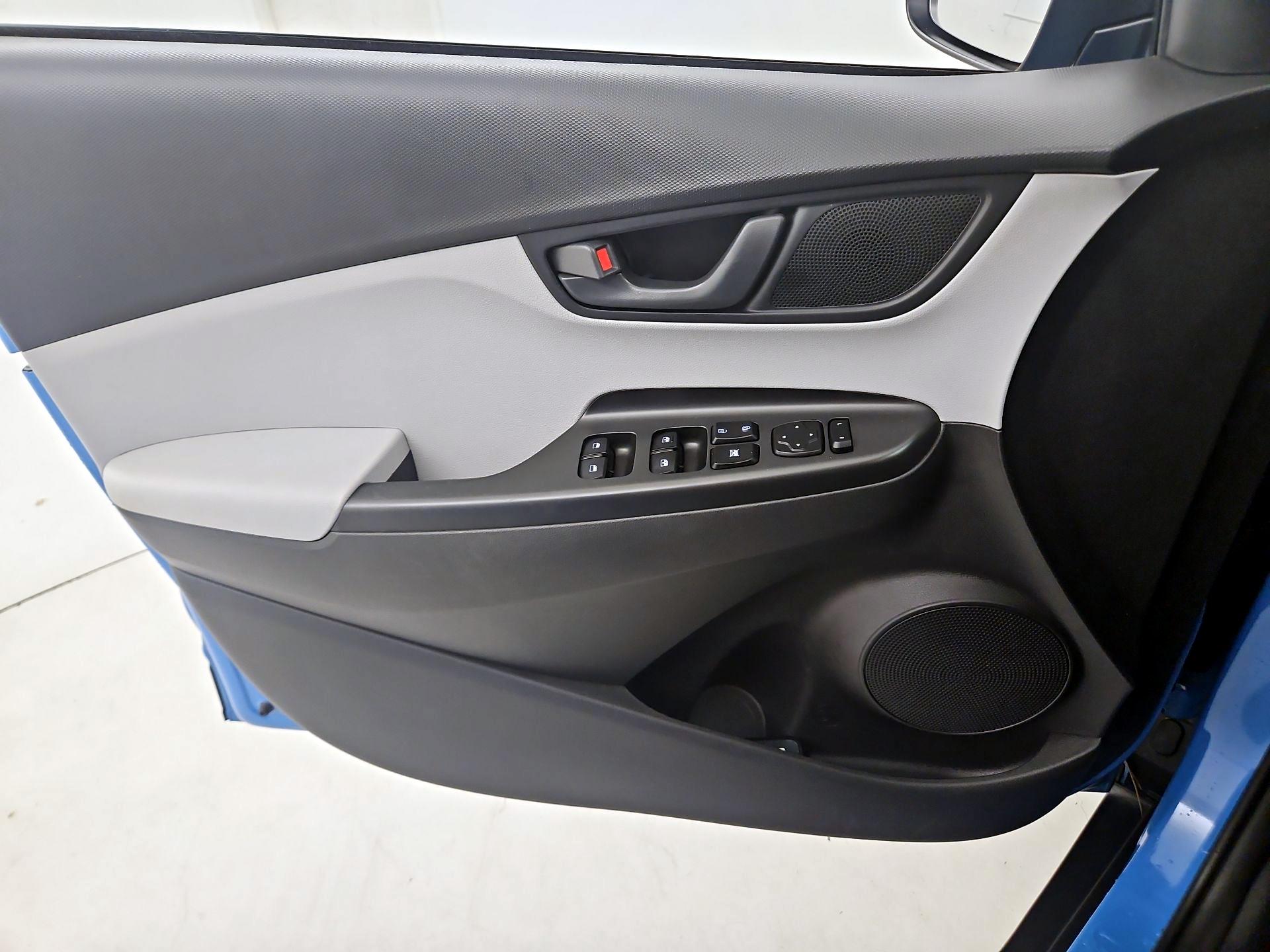 Thumbnail: 2023 Hyundai Kona - 12