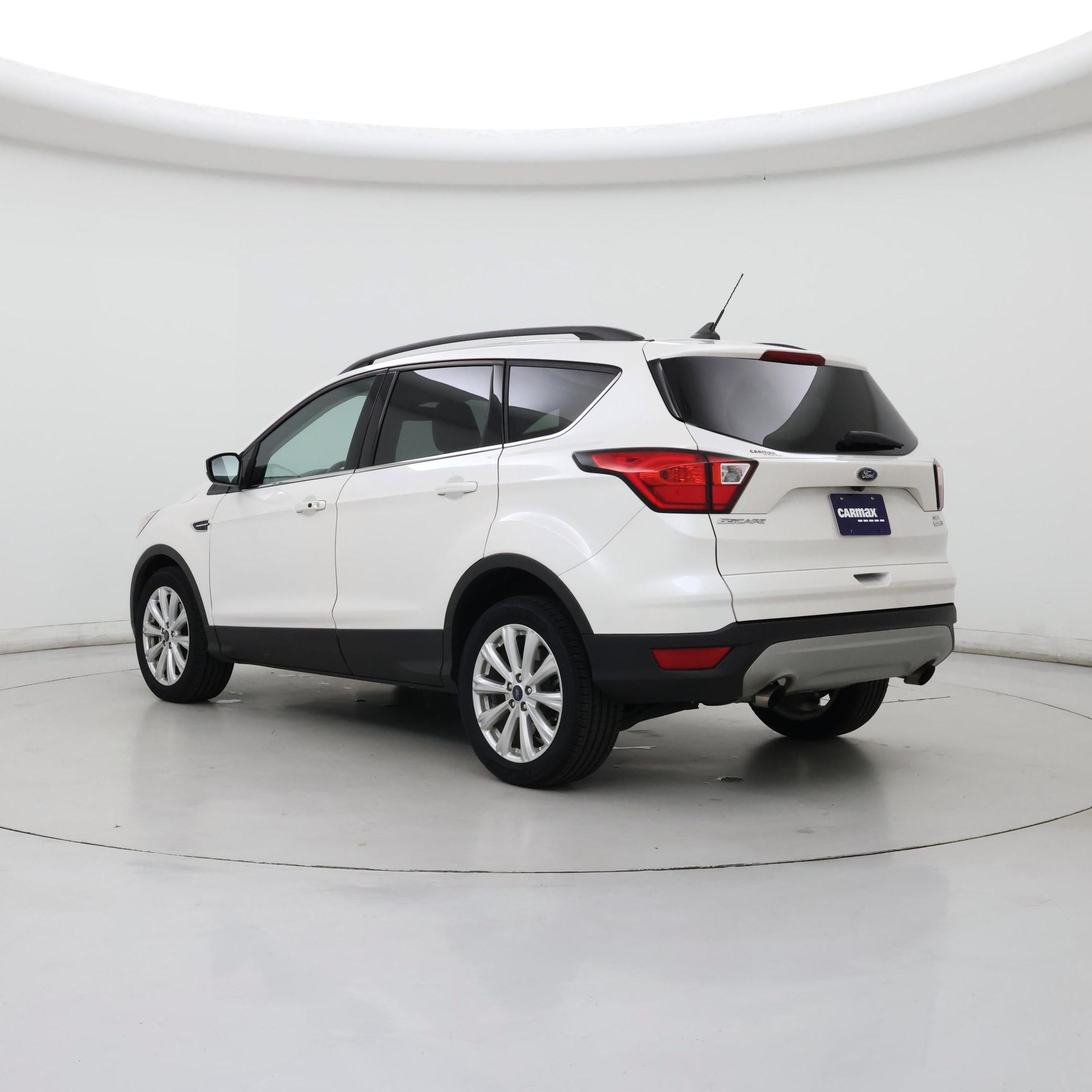 Thumbnail: 2019 Ford Escape - 2
