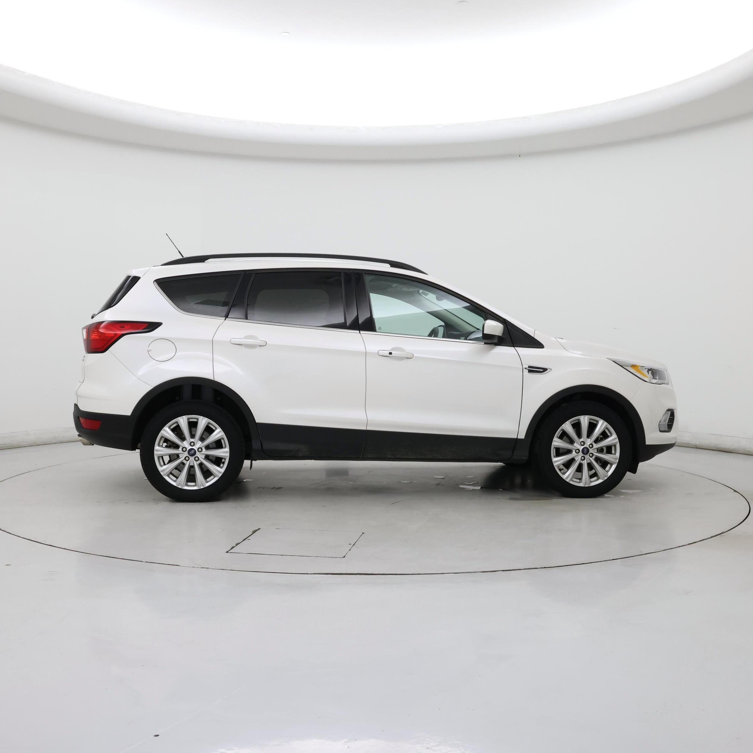 Thumbnail: 2019 Ford Escape - 7