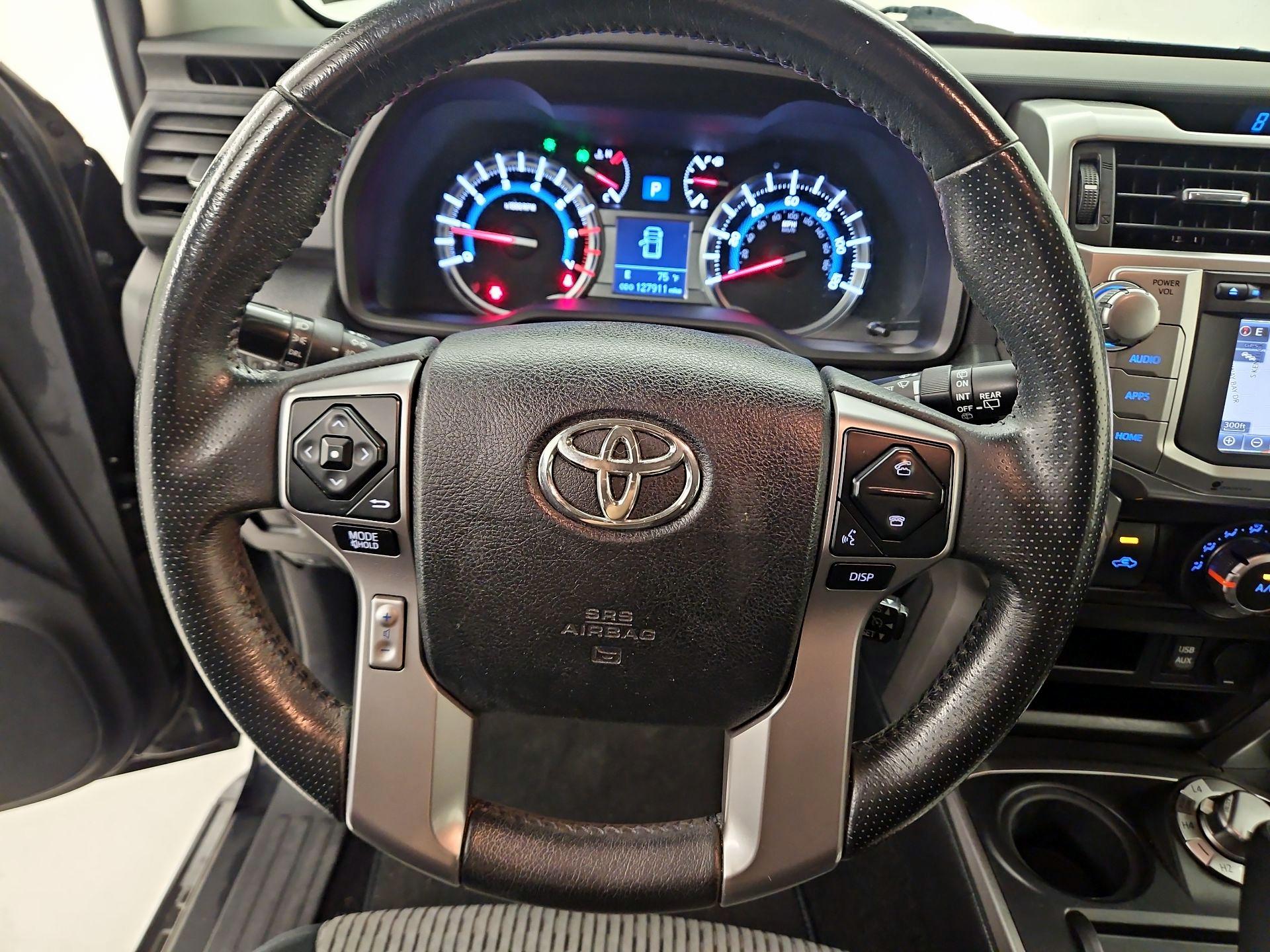 Thumbnail: 2016 Toyota 4Runner - 10